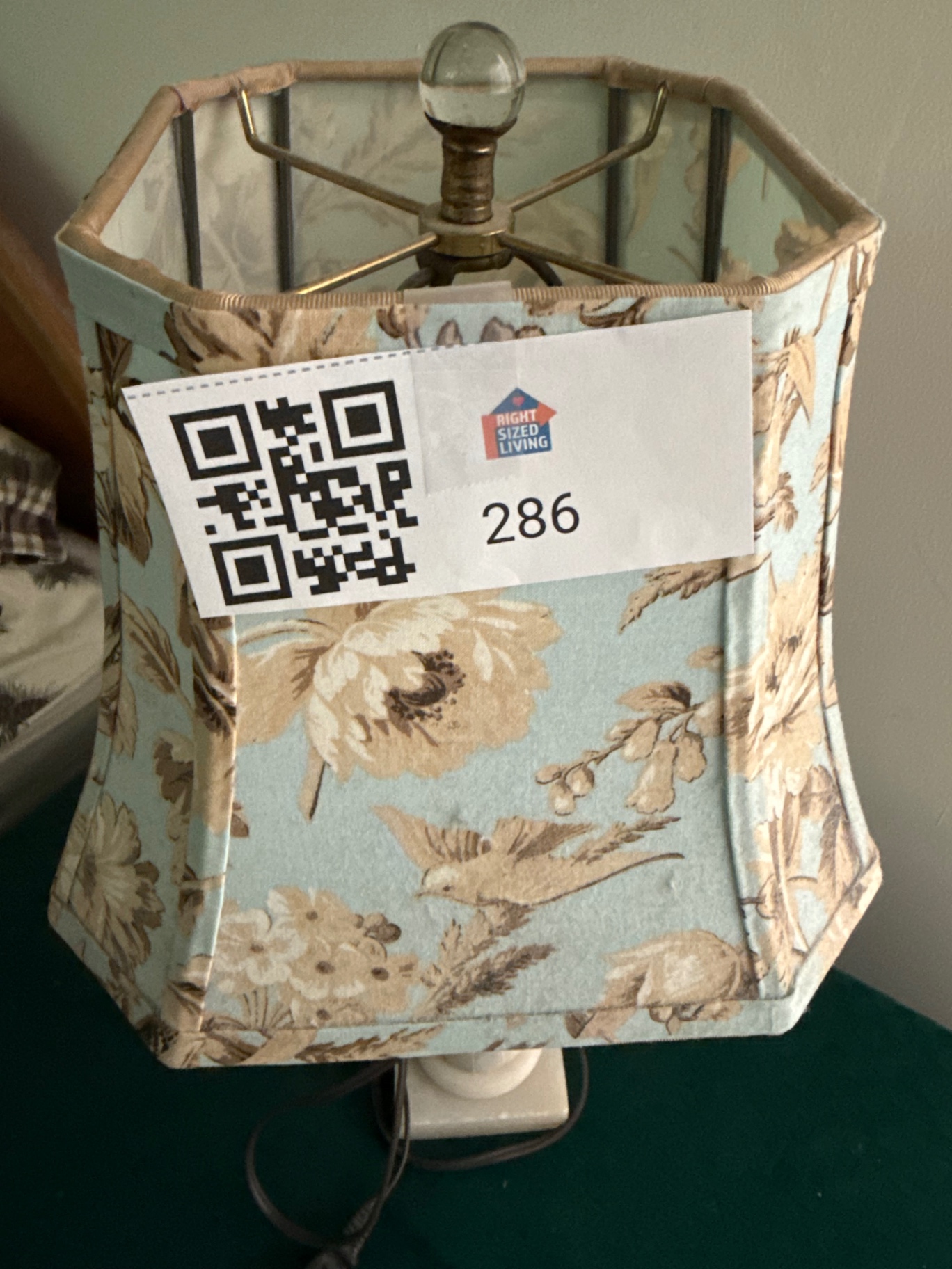 Marble-style table lamp with blue floral shade - image 7 of 7