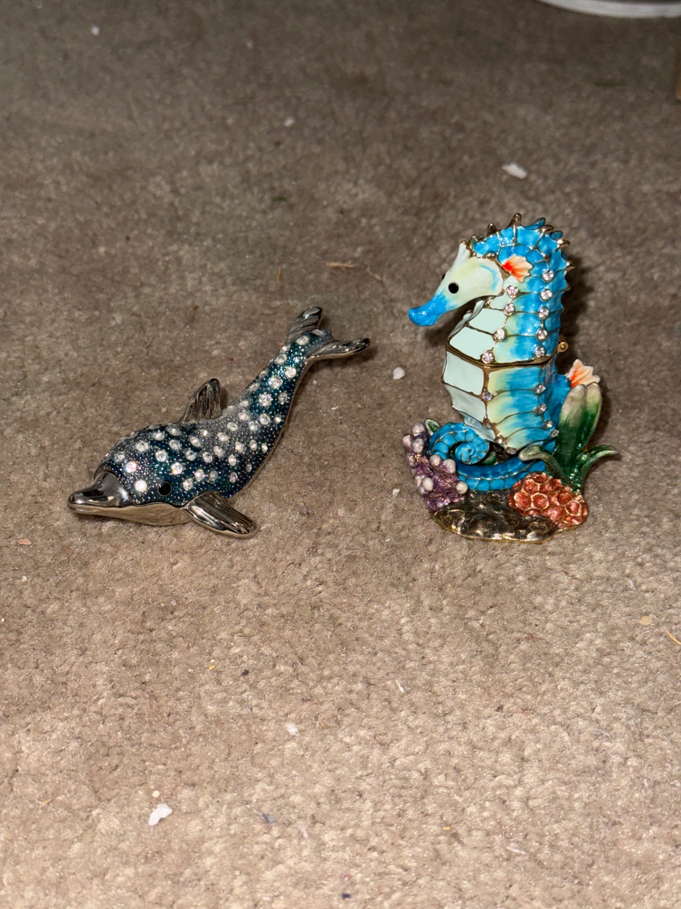 Assorted miniature trinket boxes - image 4 of 7