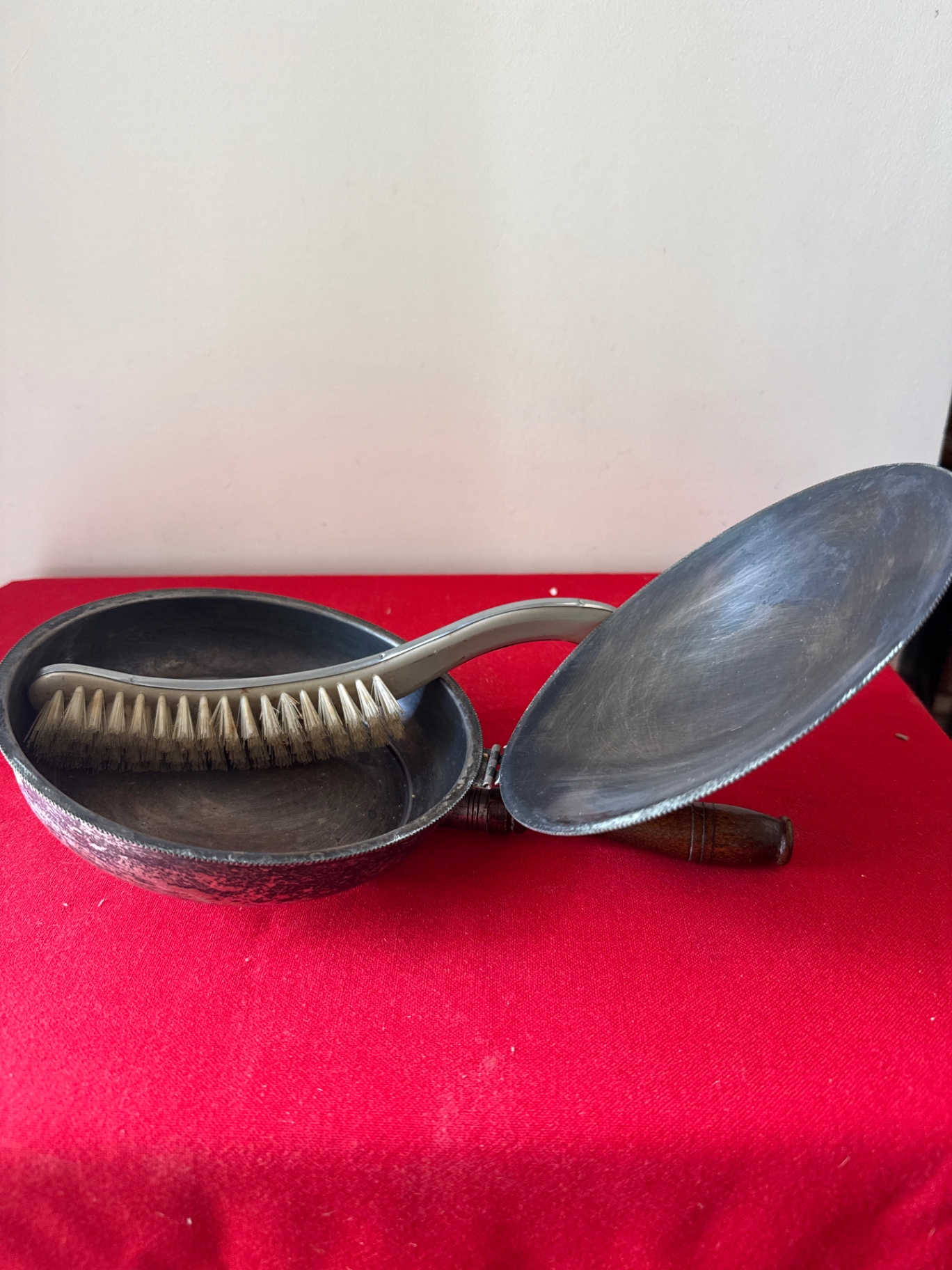 Vintage round crumb pan with wooden handle and lid; circular storage tin with brush - image 3 of 4