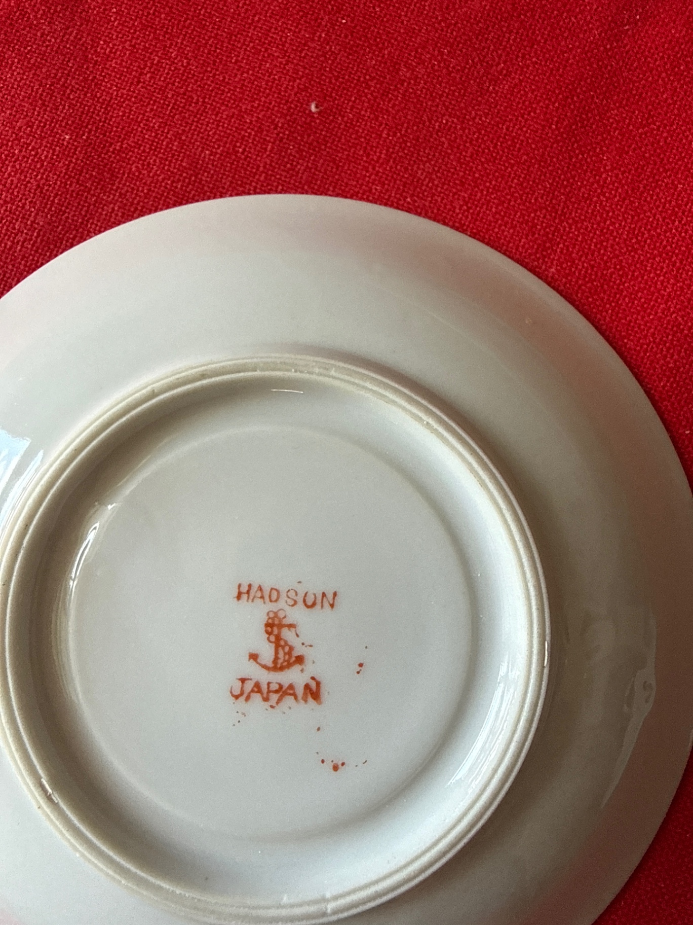 Assorted Japanese porcelain bowls and platter with landscape, dragon and girl motifs - image 7 of 8