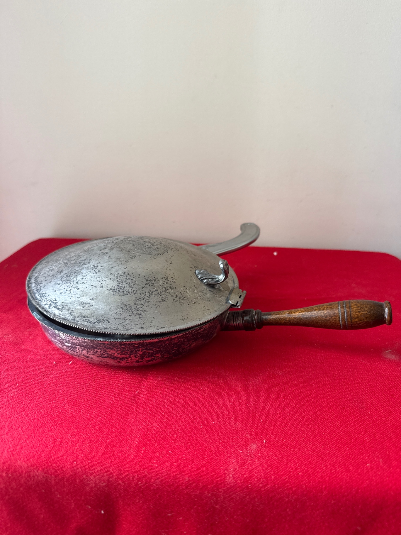 Vintage round crumb pan with wooden handle and lid; circular storage tin with brush - image 2 of 4