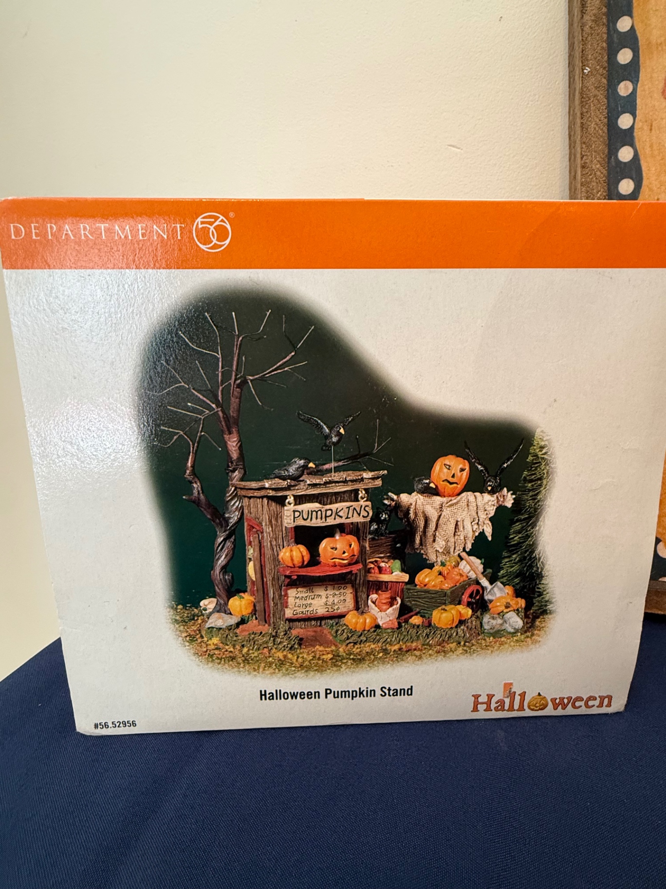 Halloween Decor Set with Knitted Pumpkins and Pumpkin Stand - image 4 of 5