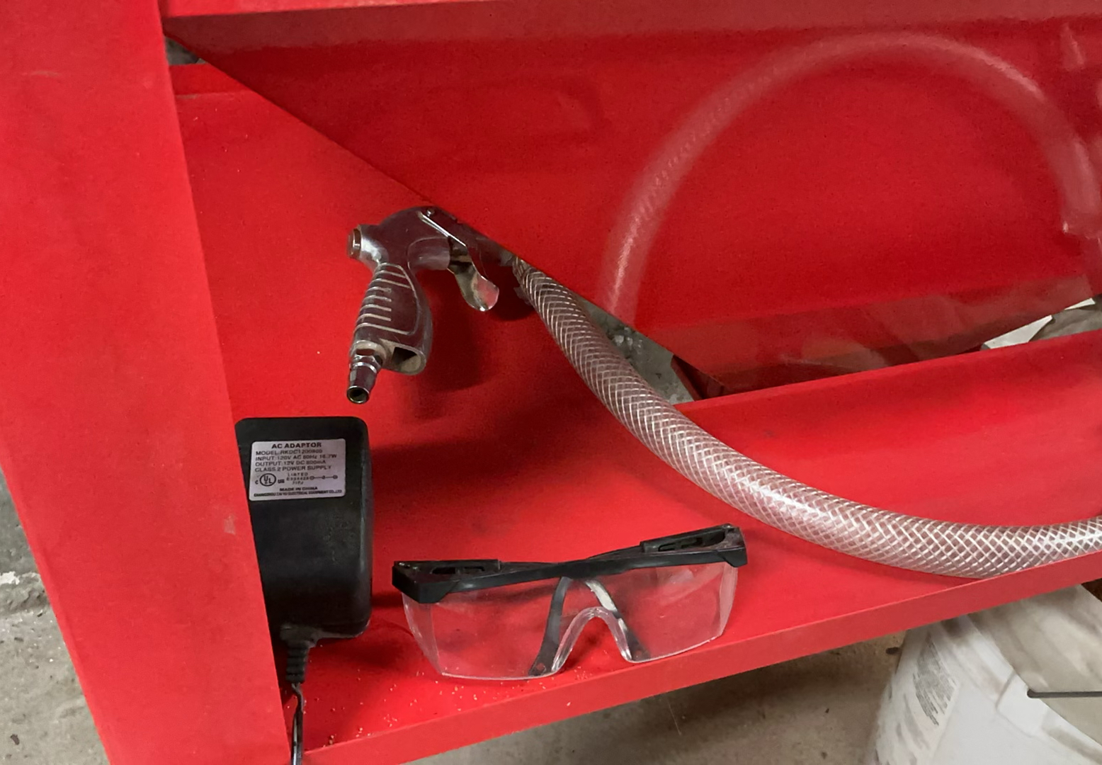 Central Pneumatic Floor Blast Cabinet - image 5 of 7