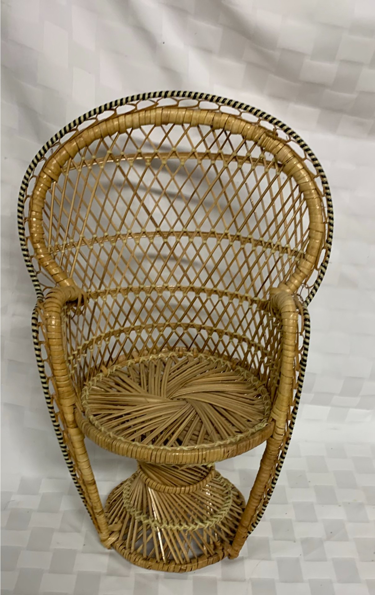 Wicker Decor - image 2 of 11