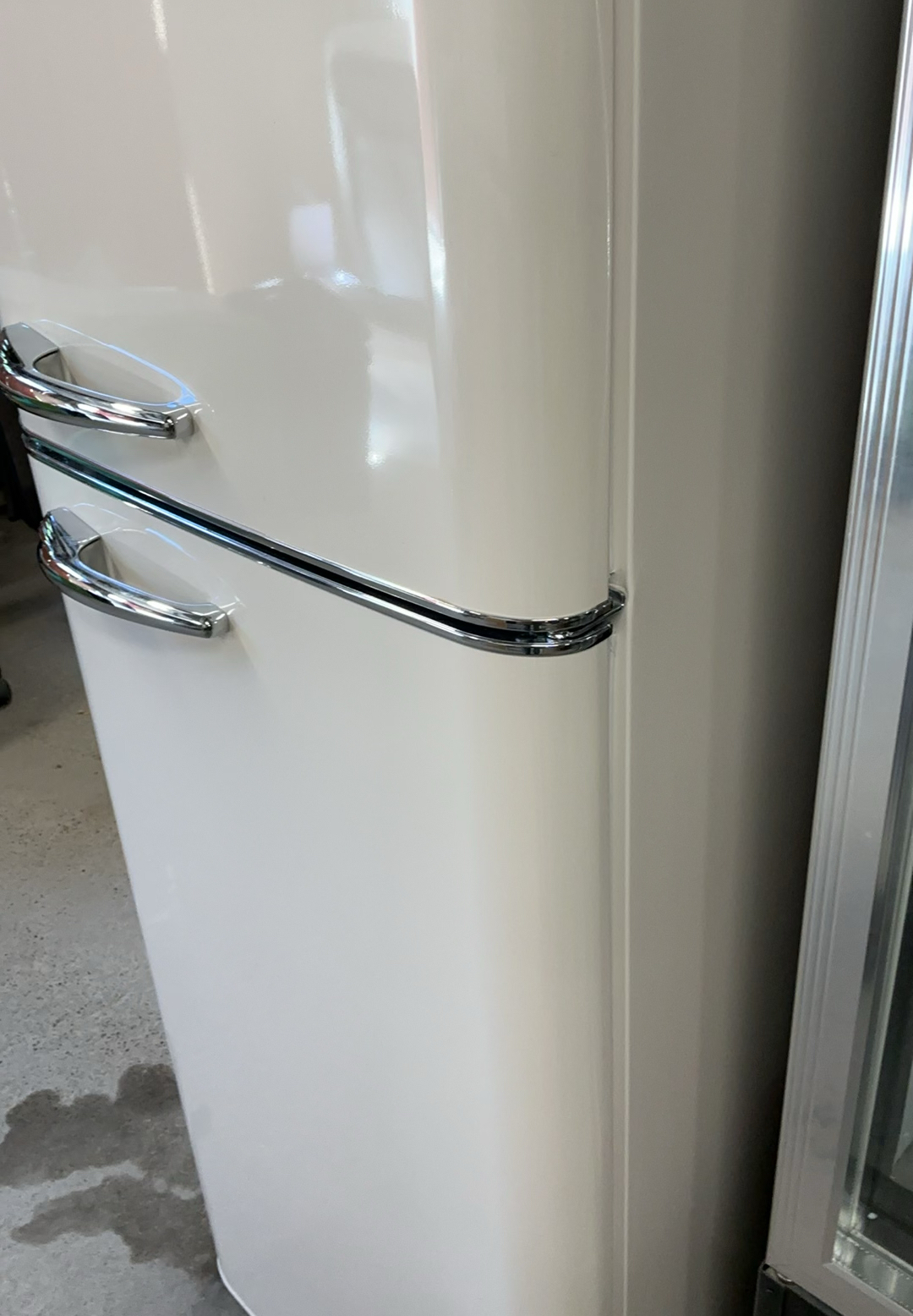 Vintage Inspired Frigidaire Small Fridge - image 6 of 6