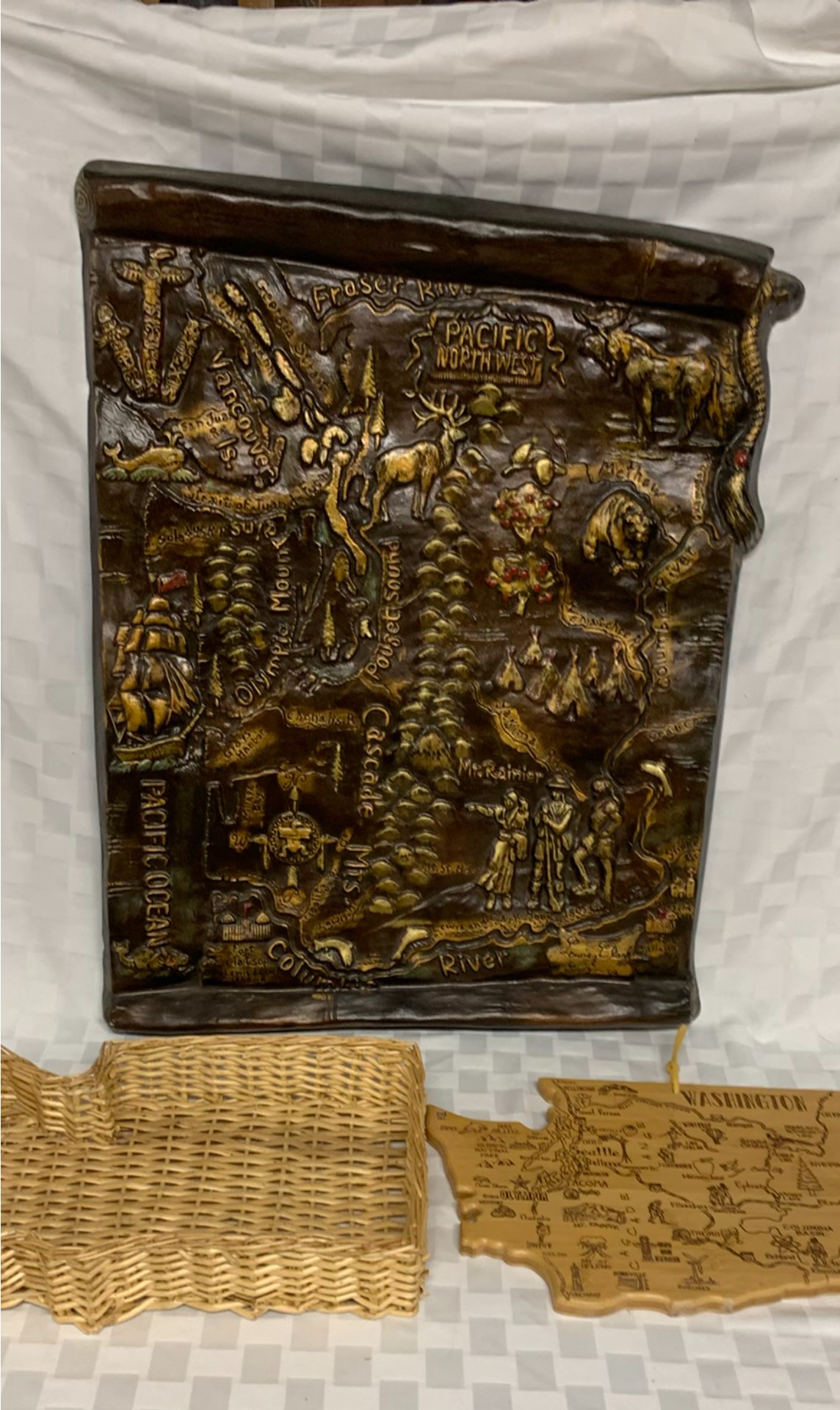 Washington State Decor - image 1 of 9