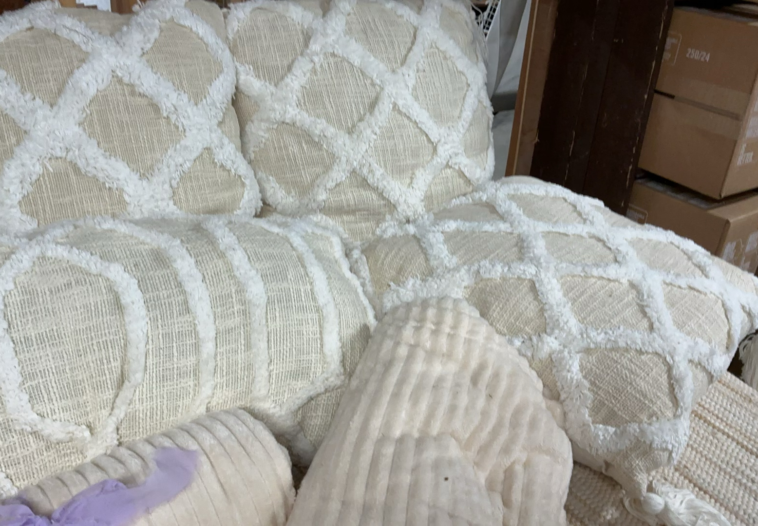 Beige decorative pillows and matching throws - image 4 of 6