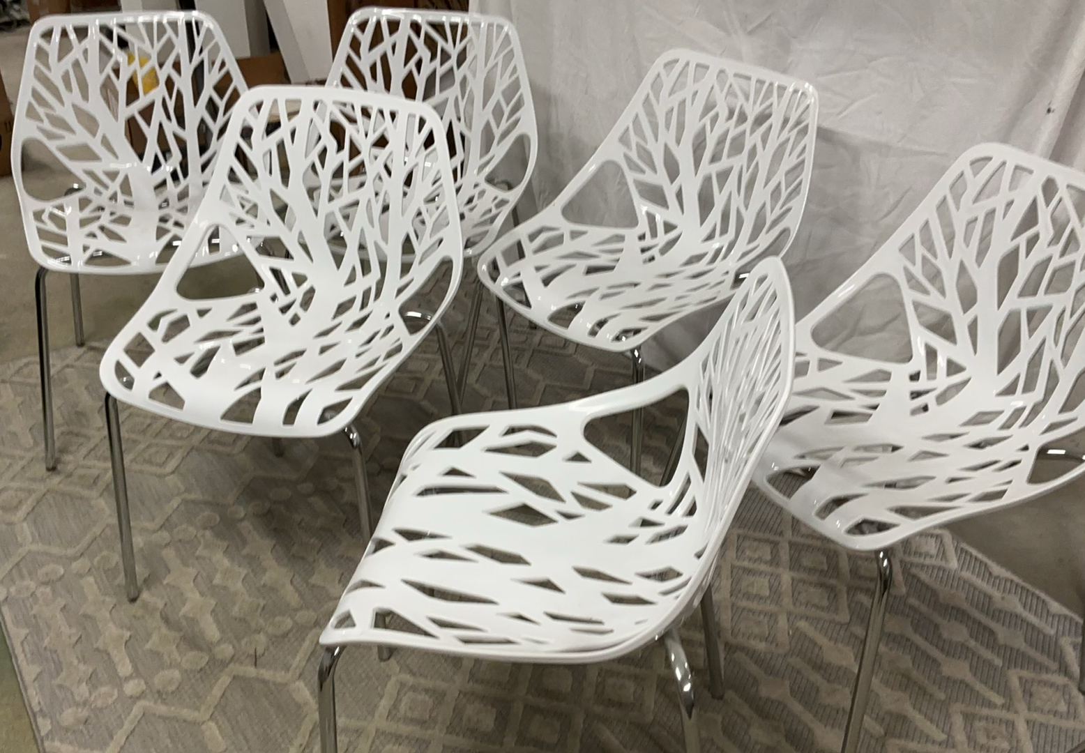 6 White Plastic Bird Nest Chairs - image 1 of 4