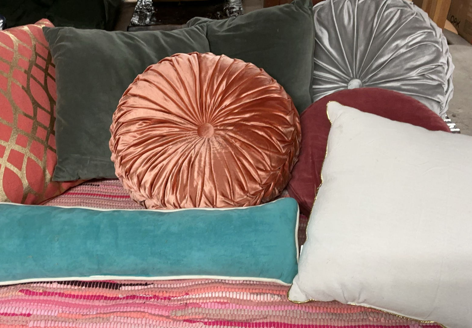 Woven Rug And Throw Pillows, Apricots, Greys, Turquoise - image 4 of 8