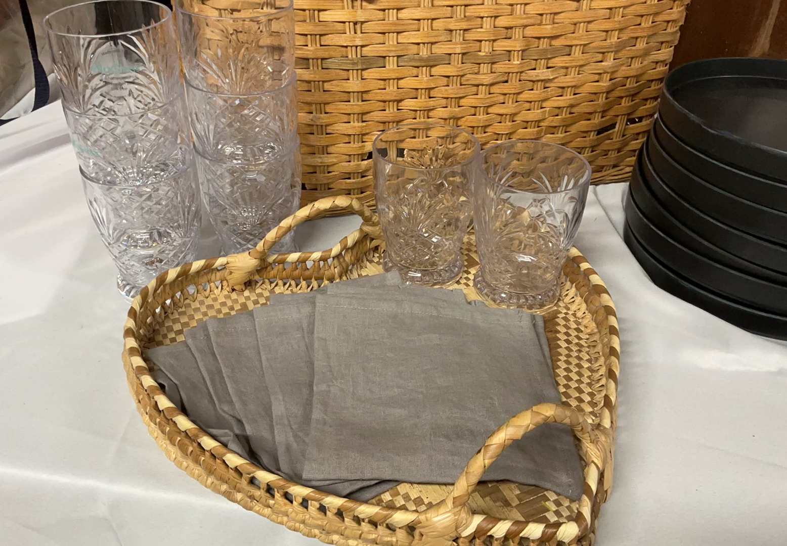 Picnic Baskets And Supplies - image 2 of 15