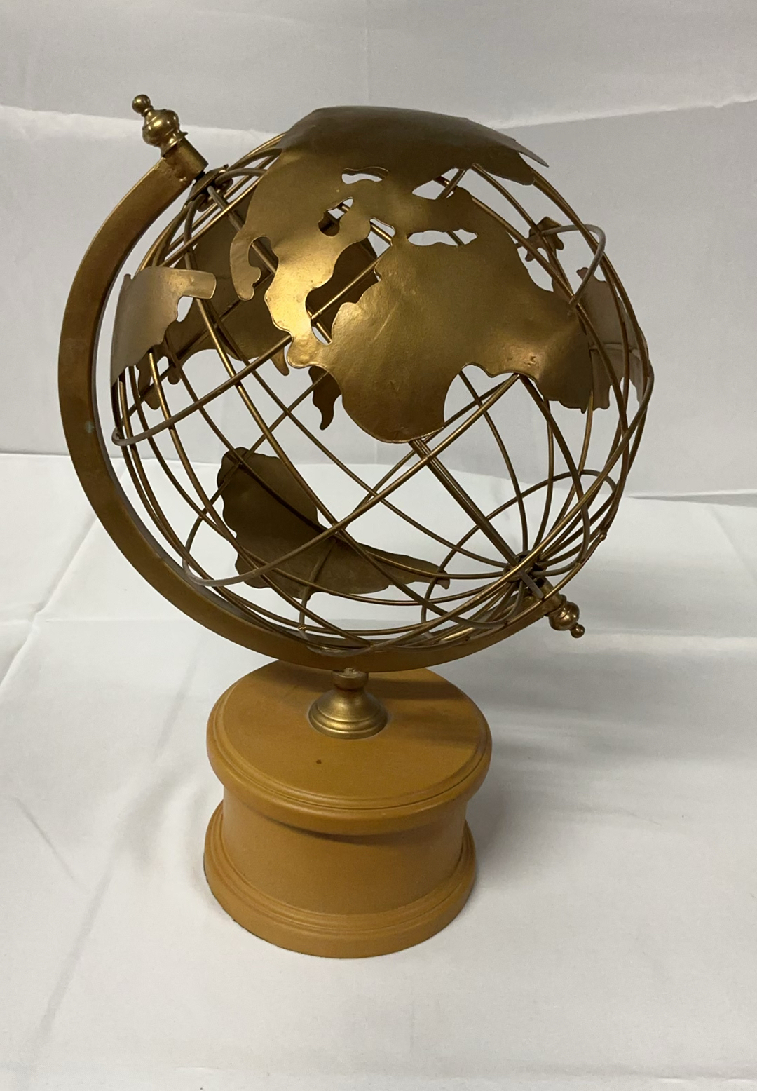 3 Globes - image 4 of 6