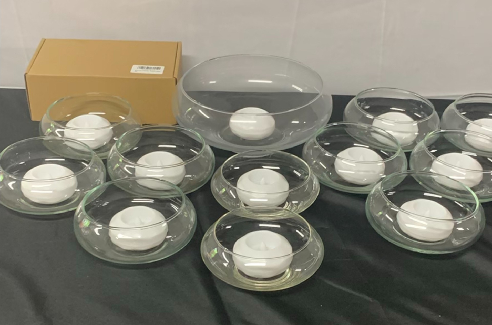 Round Floating Candle Holders And Candles - image 1 of 5