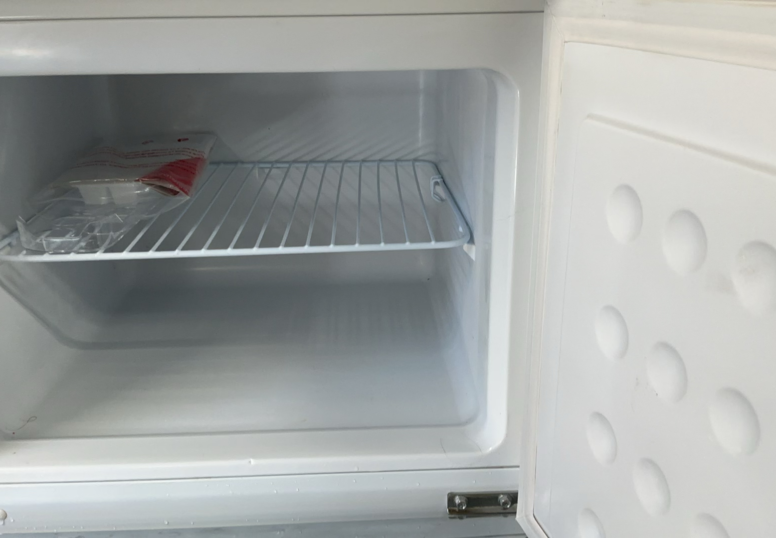 Vintage Inspired Frigidaire Small Fridge - image 4 of 6