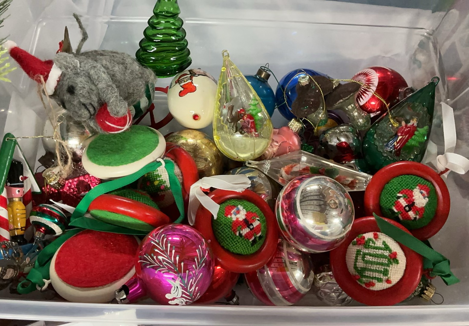 Christmas Decorations and Wrapping Supplies - image 5 of 13