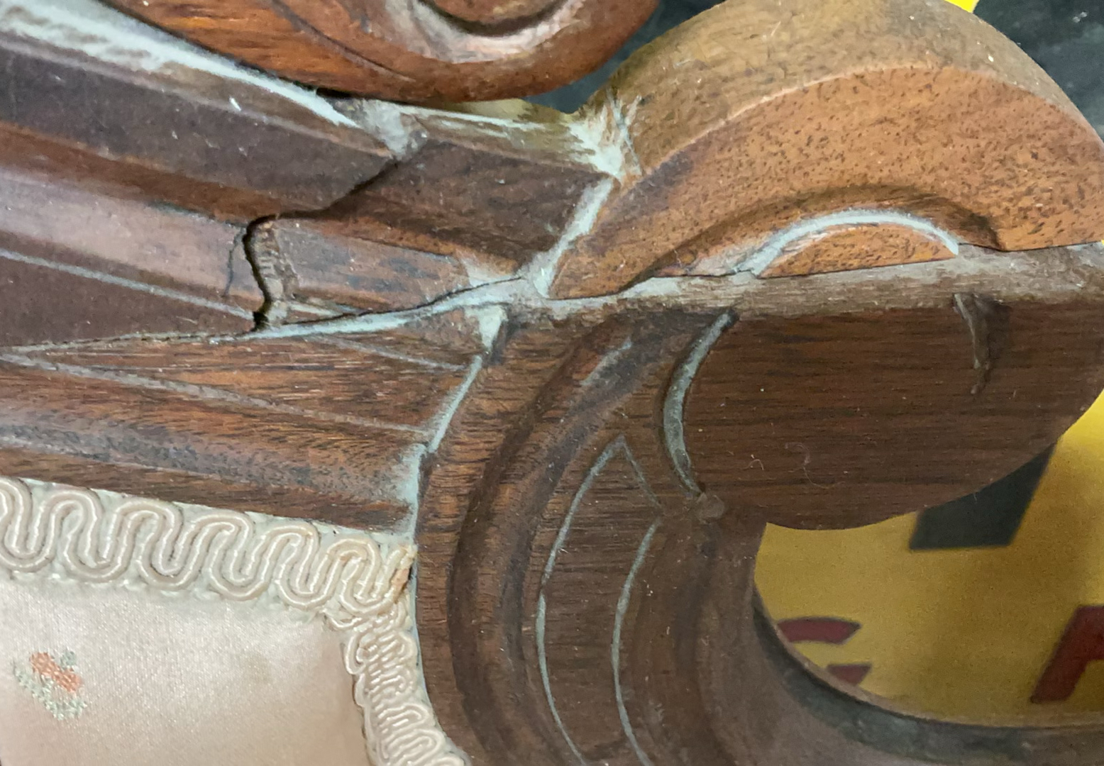 Victorian Settee - image 3 of 8