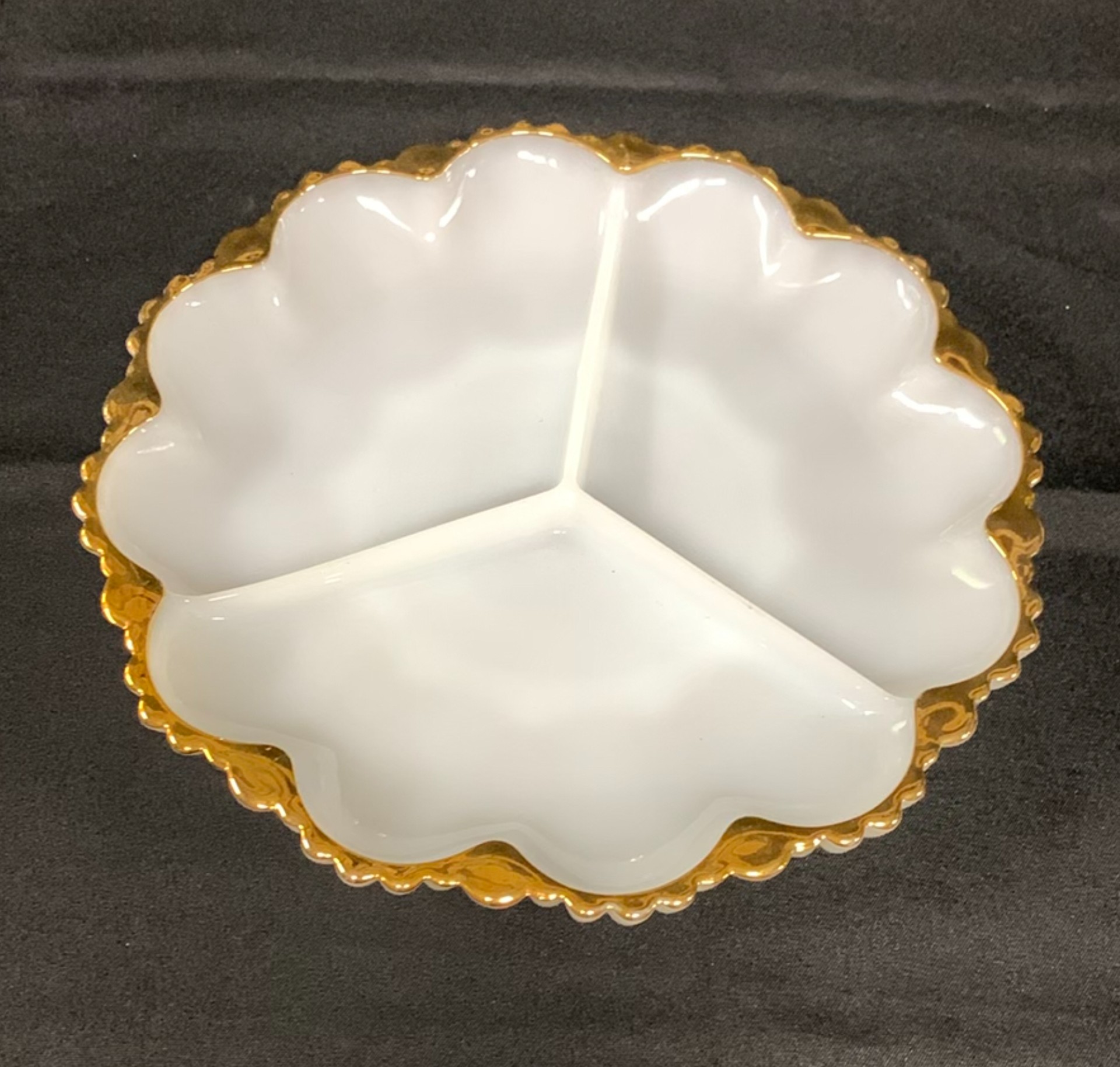 Milk Glass Collection - image 12 of 17