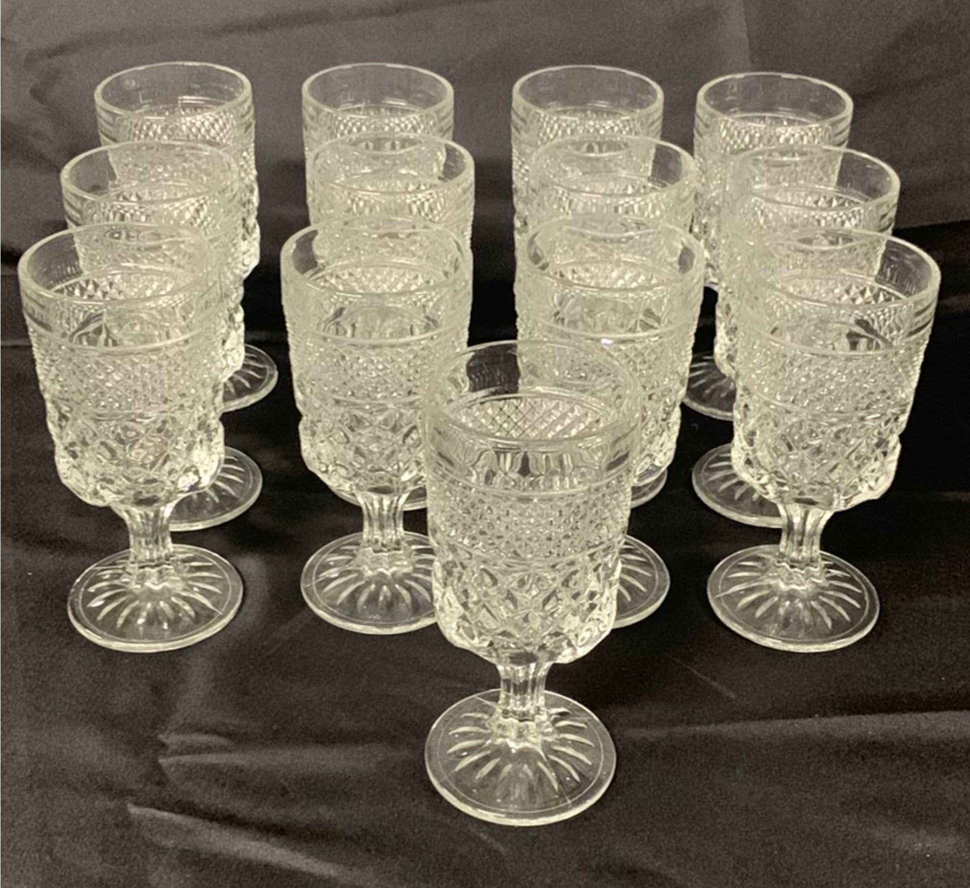 Clear Glass Goblets and Stemware - image 6 of 8