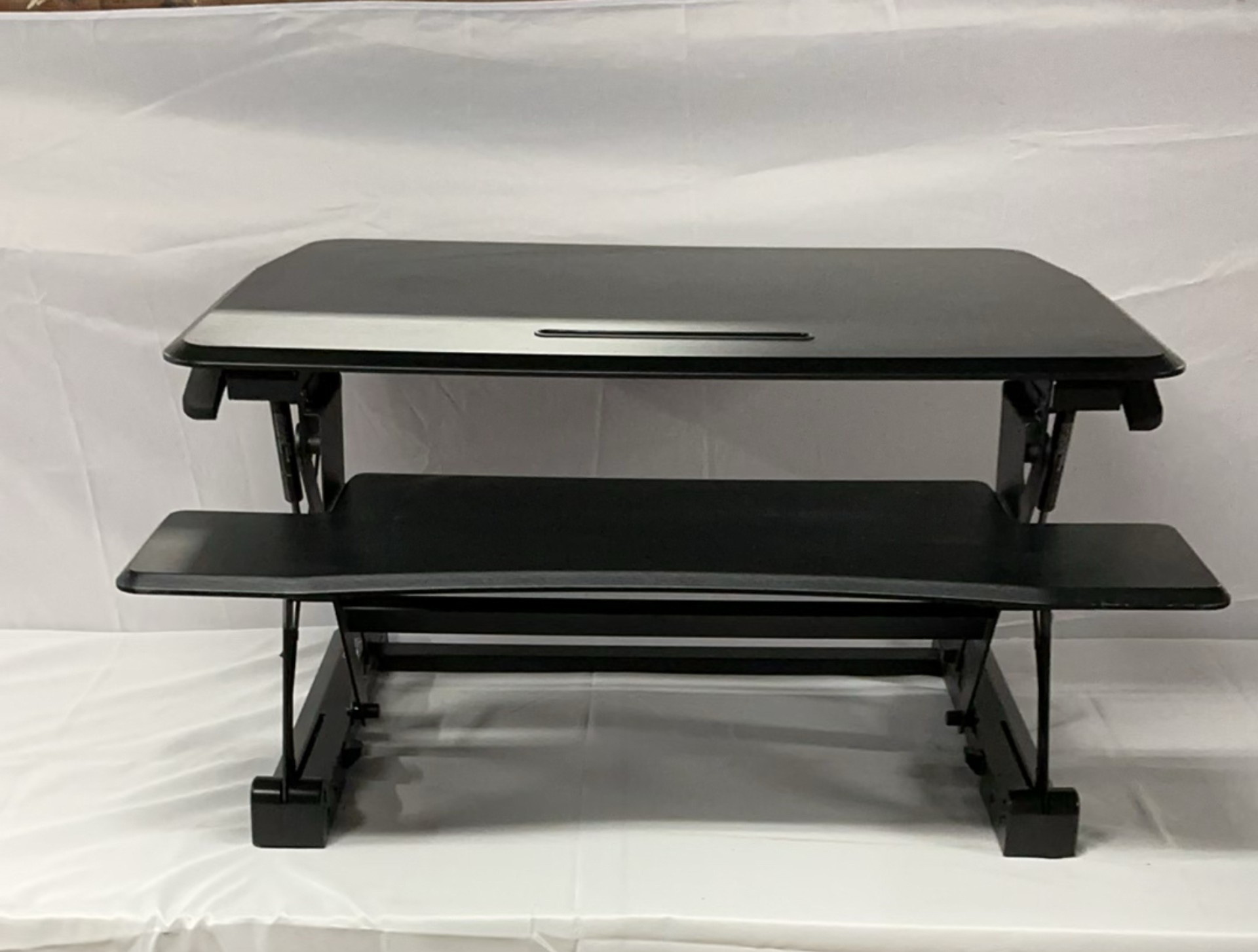 Airlift Adjustable Desktop From Seville Classics - image 3 of 5