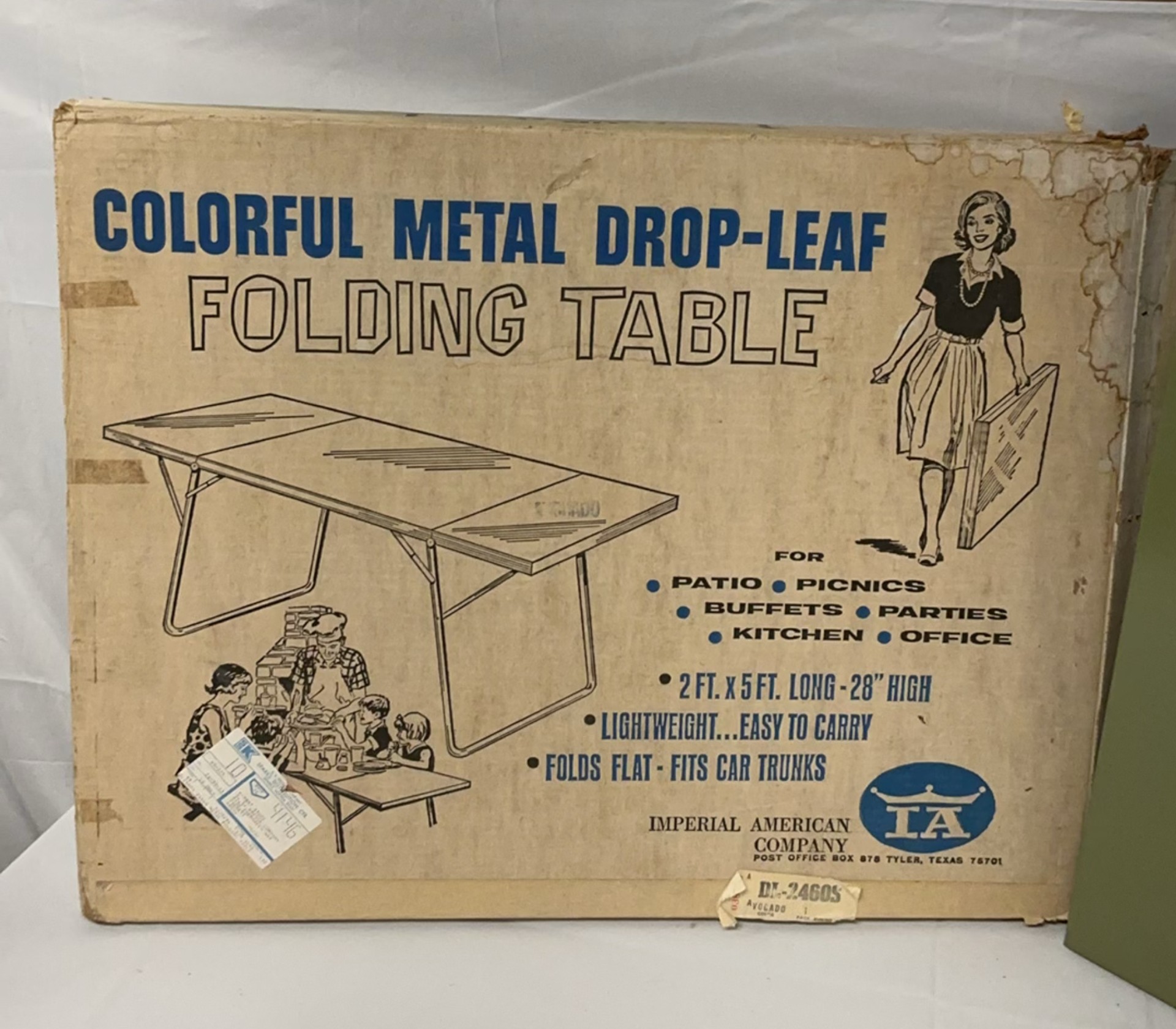 Vintage Folding Table And Picinic Baskets - image 5 of 11