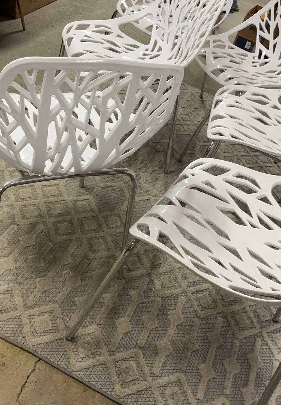 6 White Plastic Bird Nest Chairs - image 4 of 4