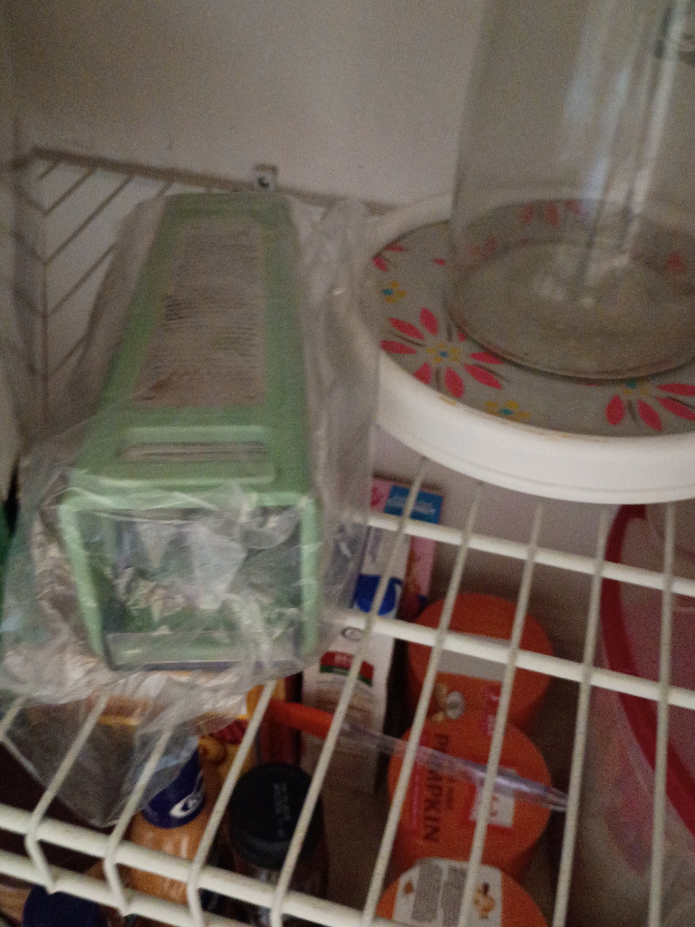 Kitchen Gadgets and Bakeware Assortment - image 4 of 7