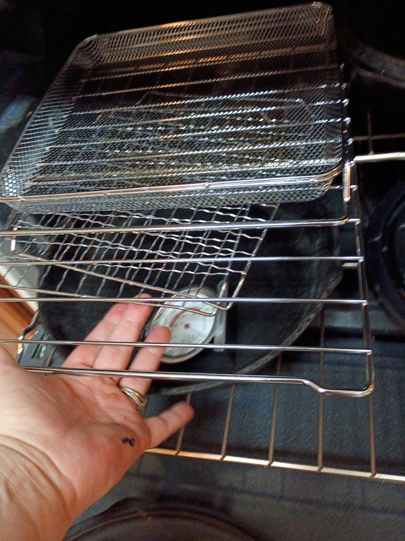 Assorted Kitchen Pans and Cooking Accessories - image 5 of 8