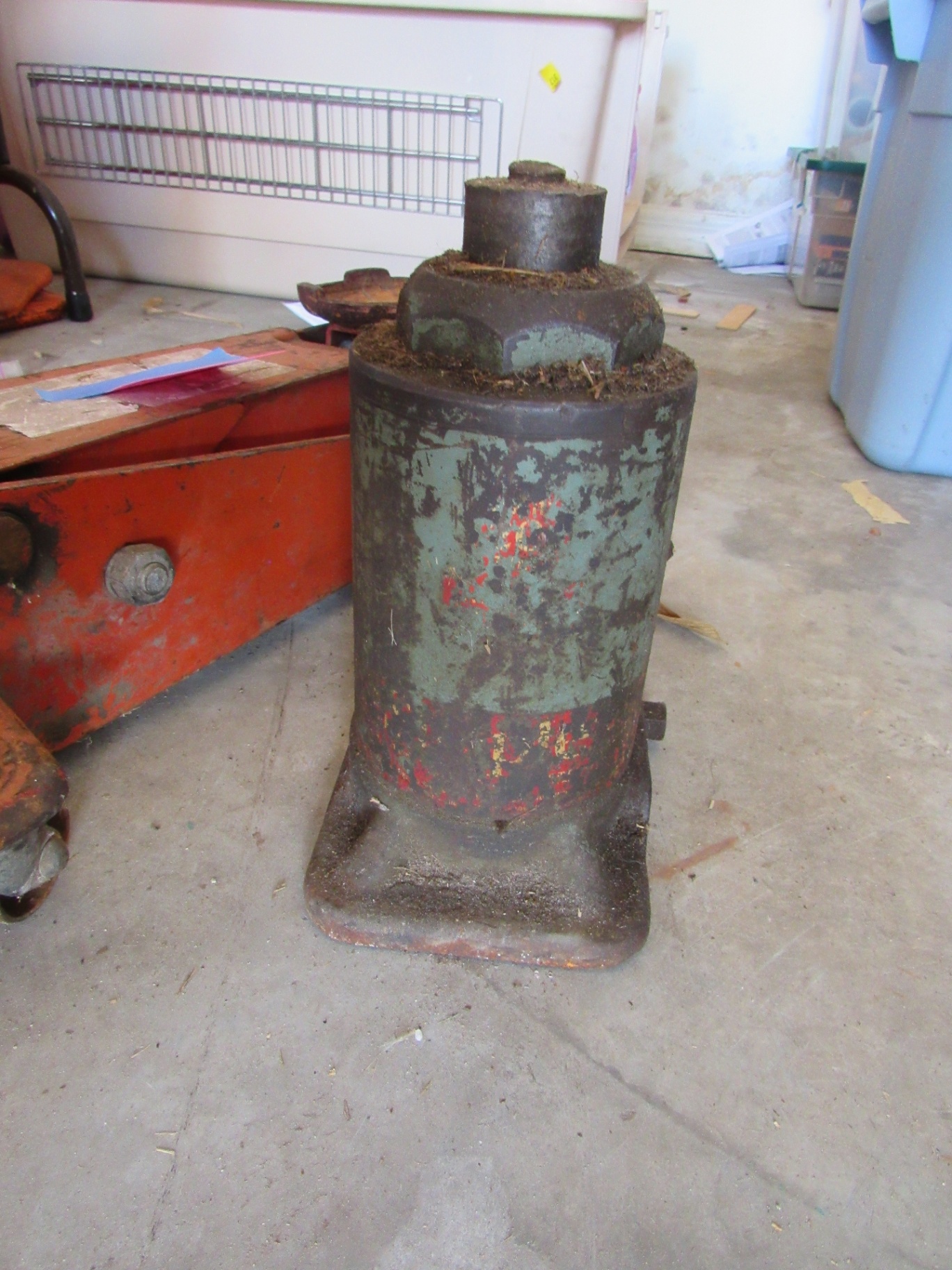 Hydraulic Bottle Jack and Floor Jack - image 1 of 2