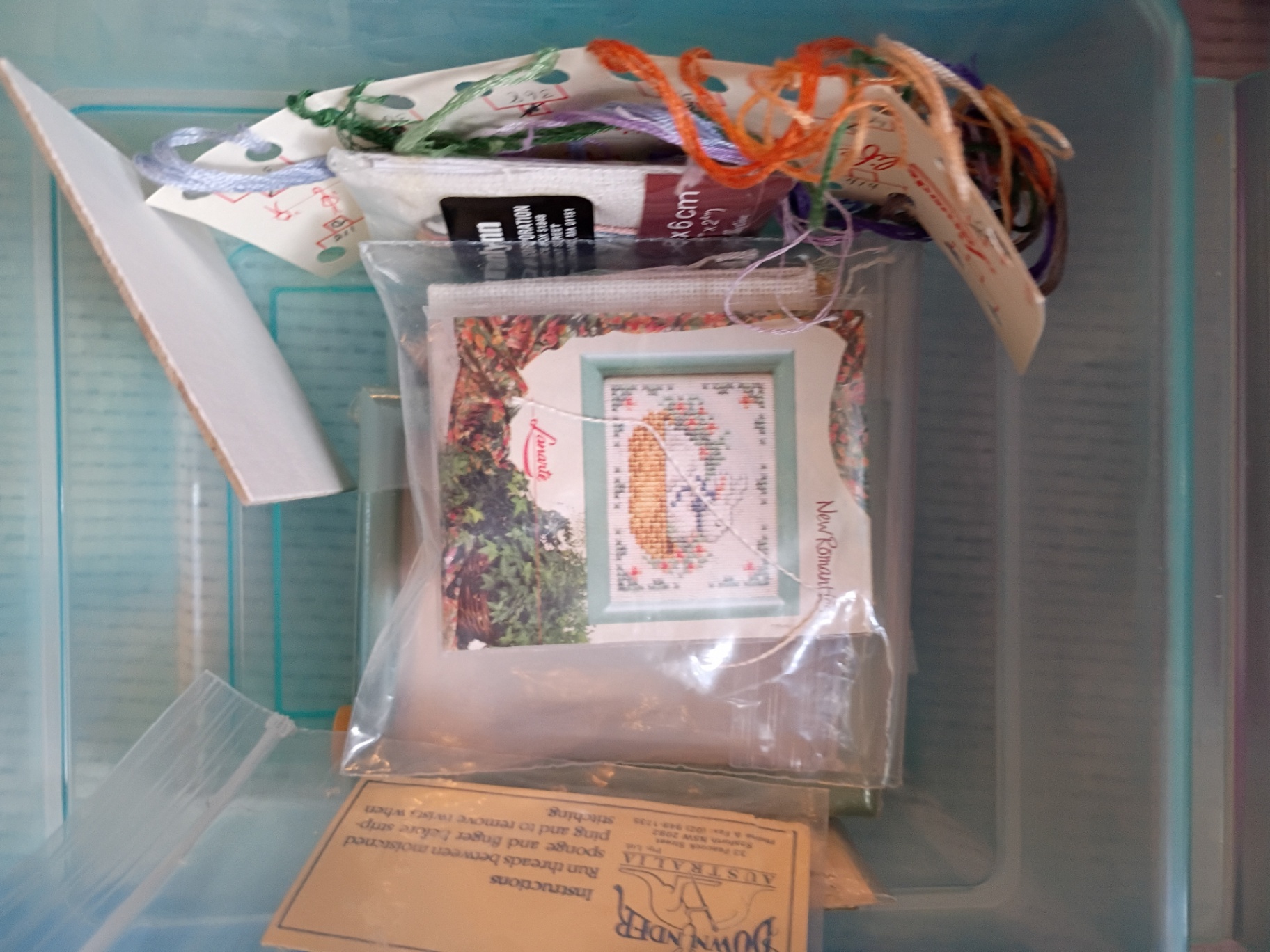 Embroidery and Cross Stitch Supplies with Scissors and Thread Storage - image 6 of 11