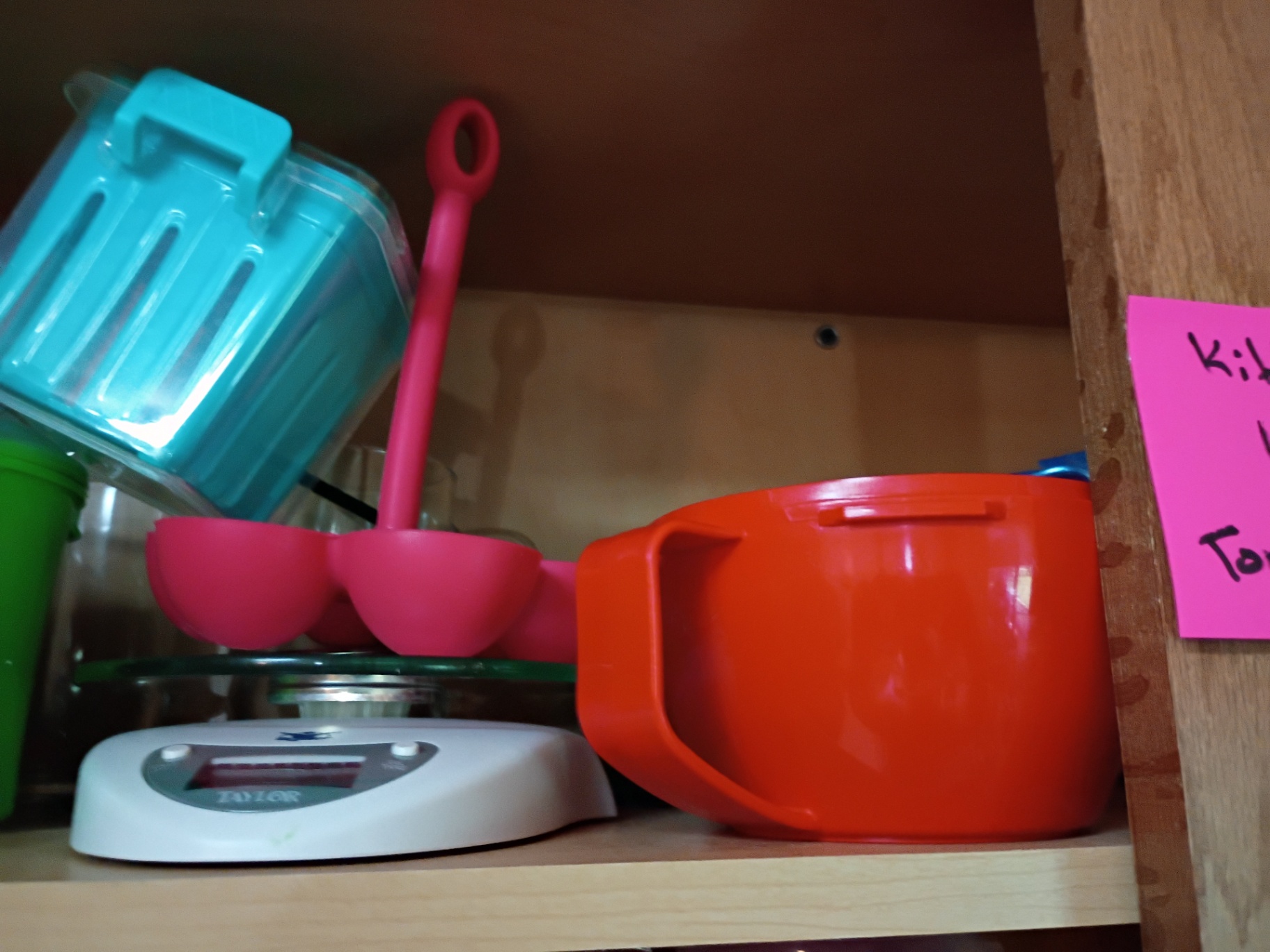 Assorted Plastic Kitchen Containers, Measuring Cups, Mug, and Digital Scale - image 4 of 5