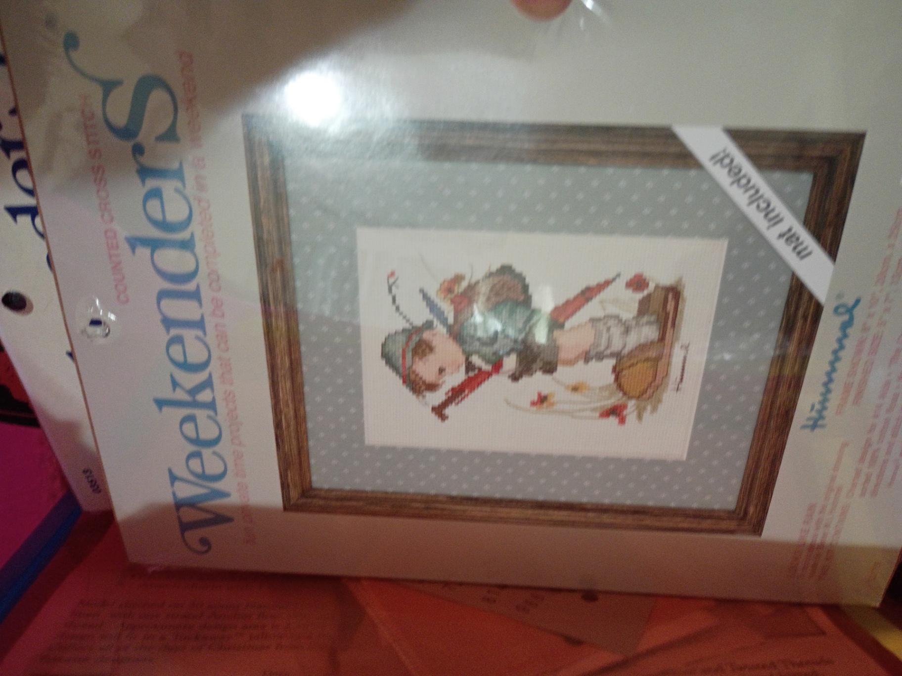 Plastic Storage Bin with Cross Stitch and Craft Patterns - image 8 of 9