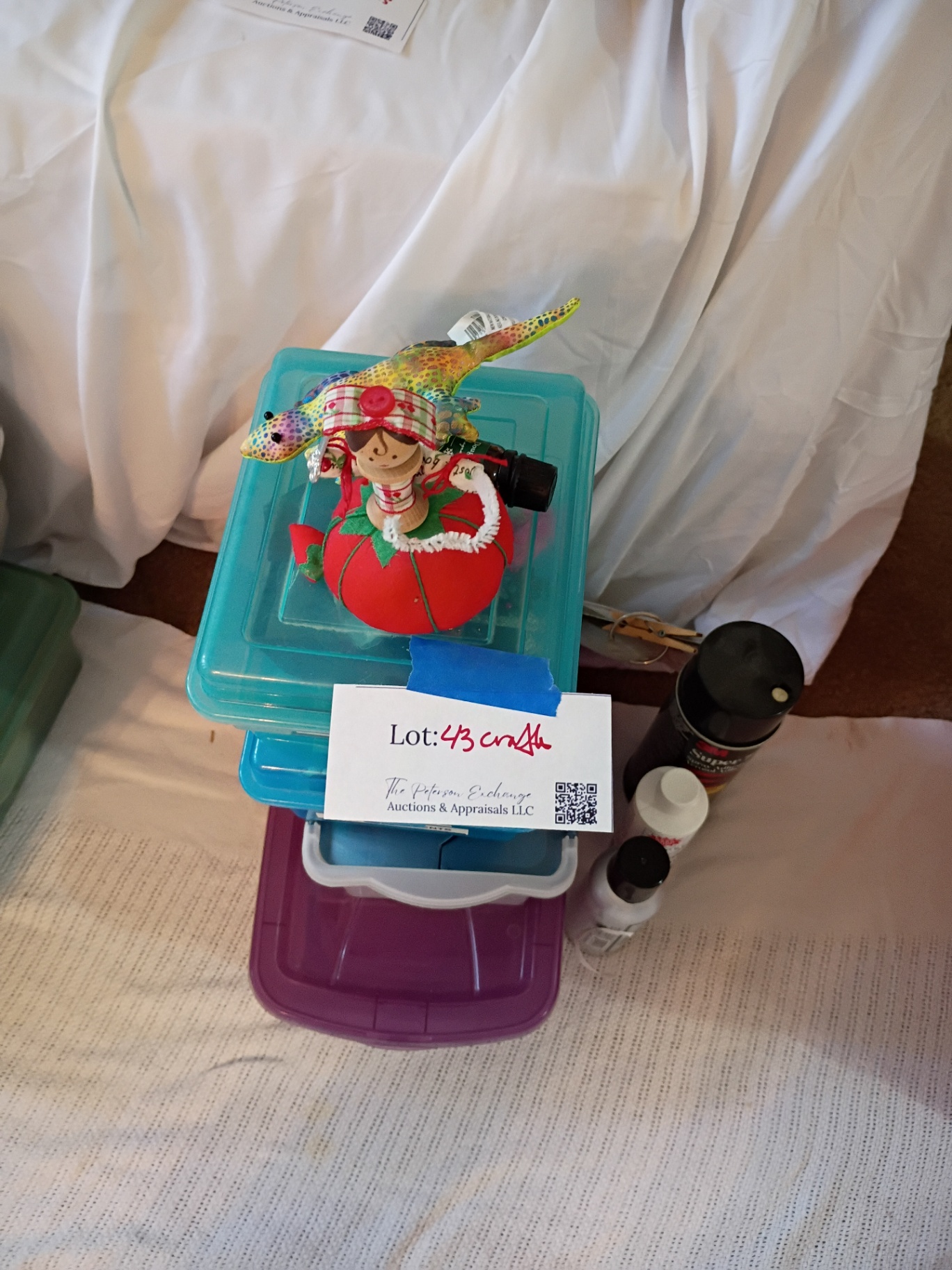 Craft Supplies, Decorative Figurines, and Storage Containers - image 3 of 22