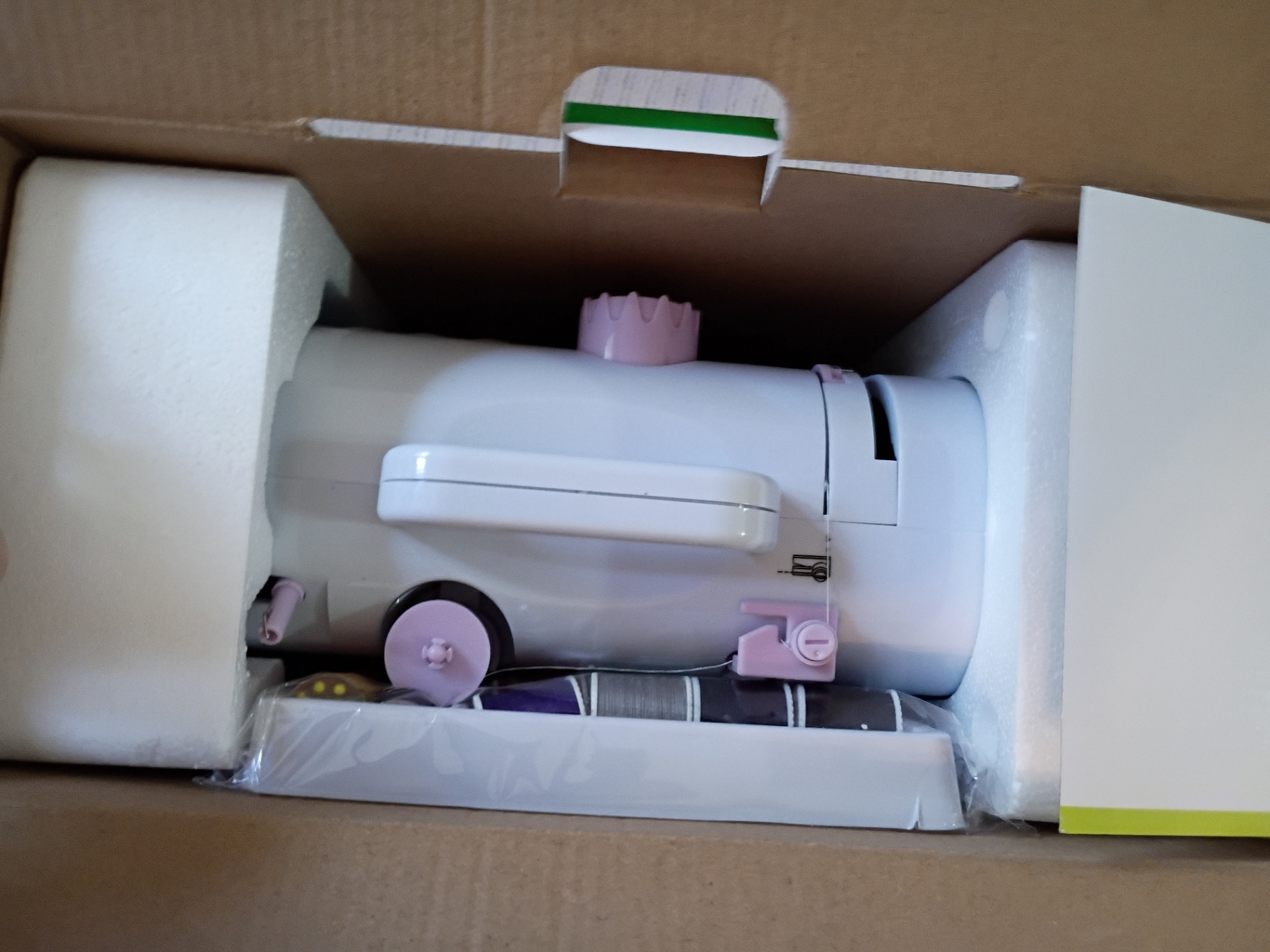 Mini Multifunctional Sewing Machine and Sewing Accessories - image 3 of 8