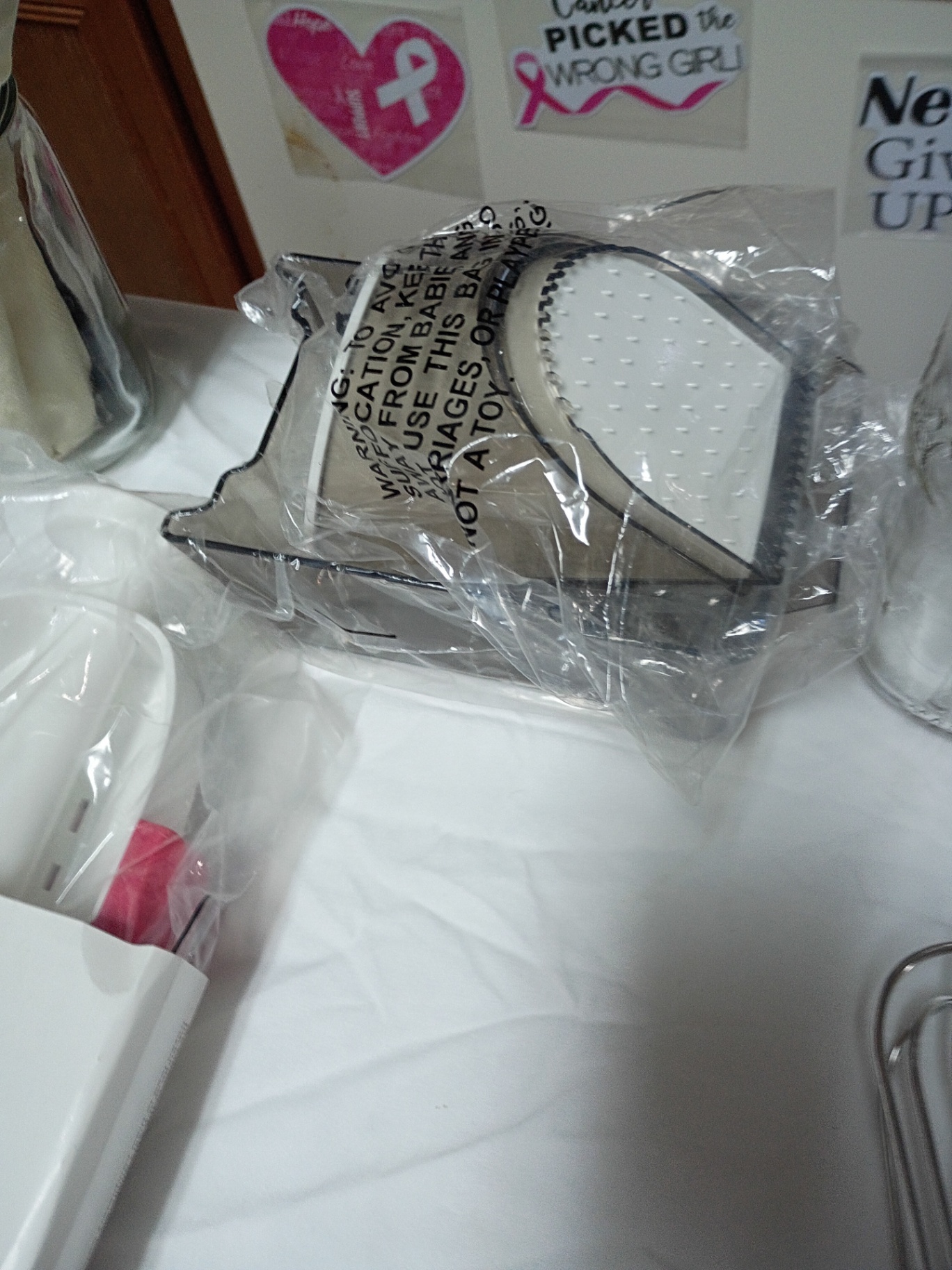 Mixed Kitchen Appliances and Glass Bakeware Set - image 9 of 9
