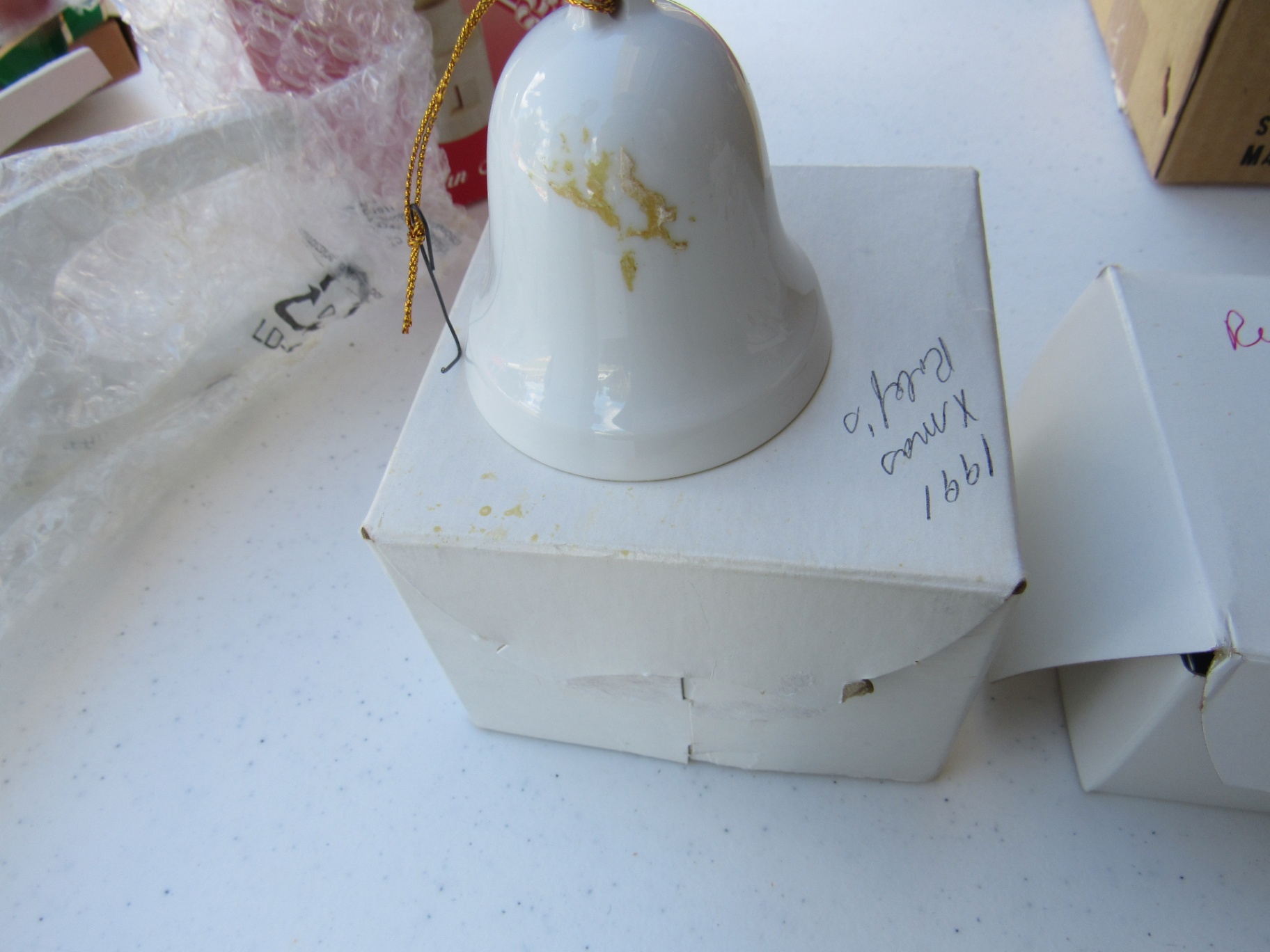 Assorted Holiday Ornaments and Decorative Figurines - image 5 of 19