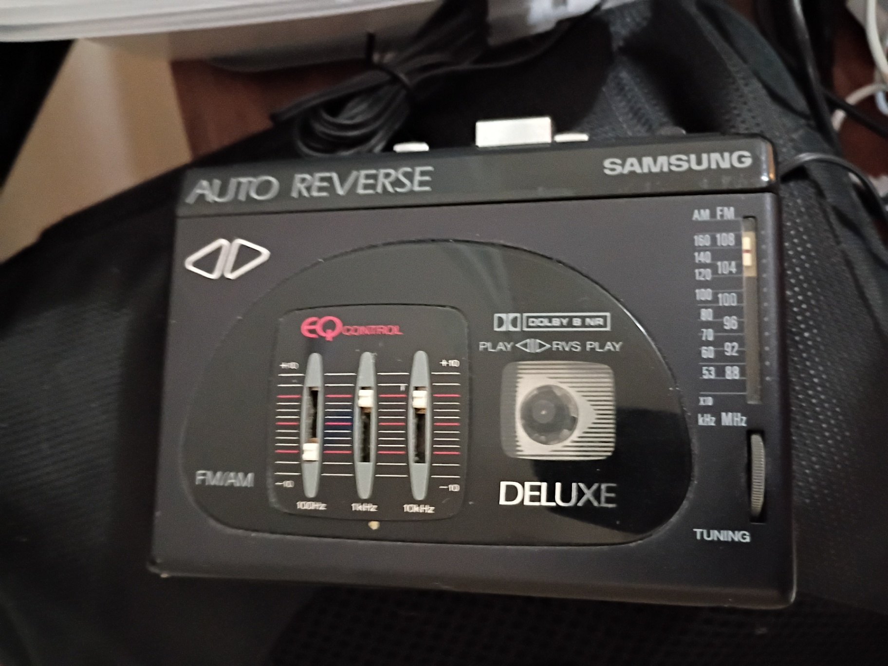 Assorted Audio Electronics and Accessories - image 9 of 12