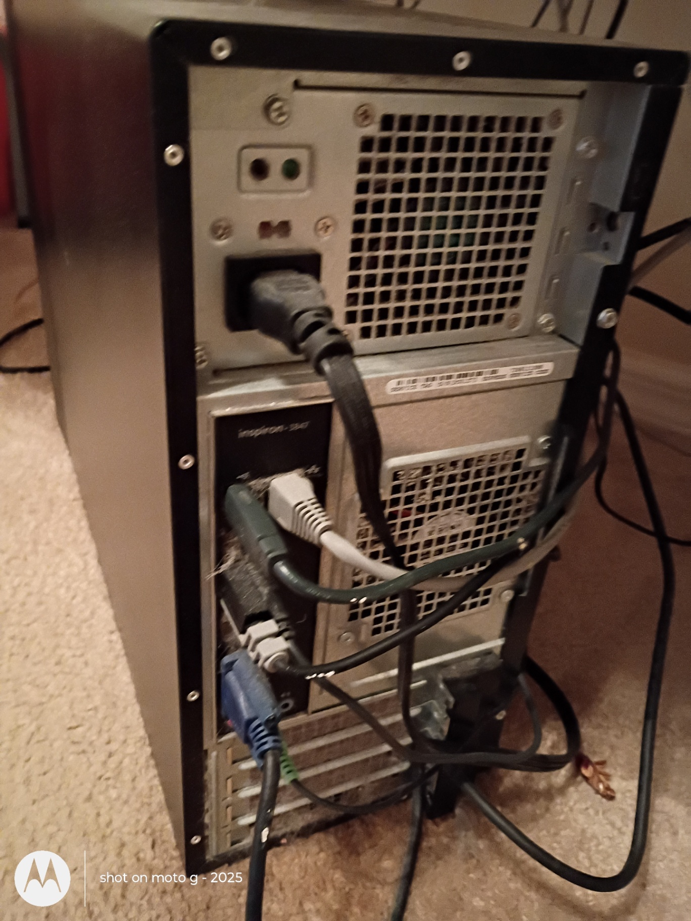 Dell OptiPlex Desktop Computer and HP Monitor - image 4 of 4