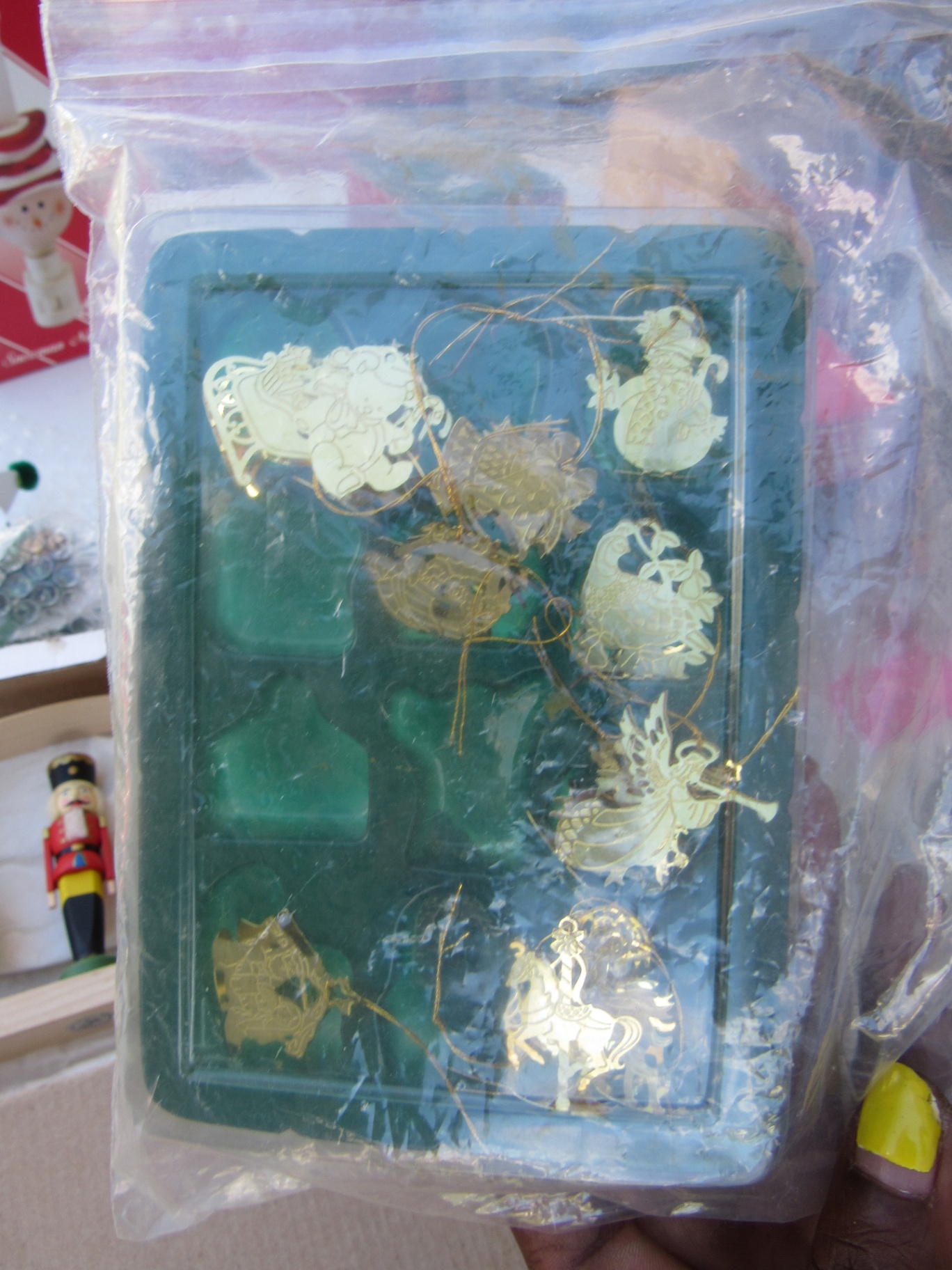 Assorted Holiday Ornaments and Decorative Figurines - image 17 of 19