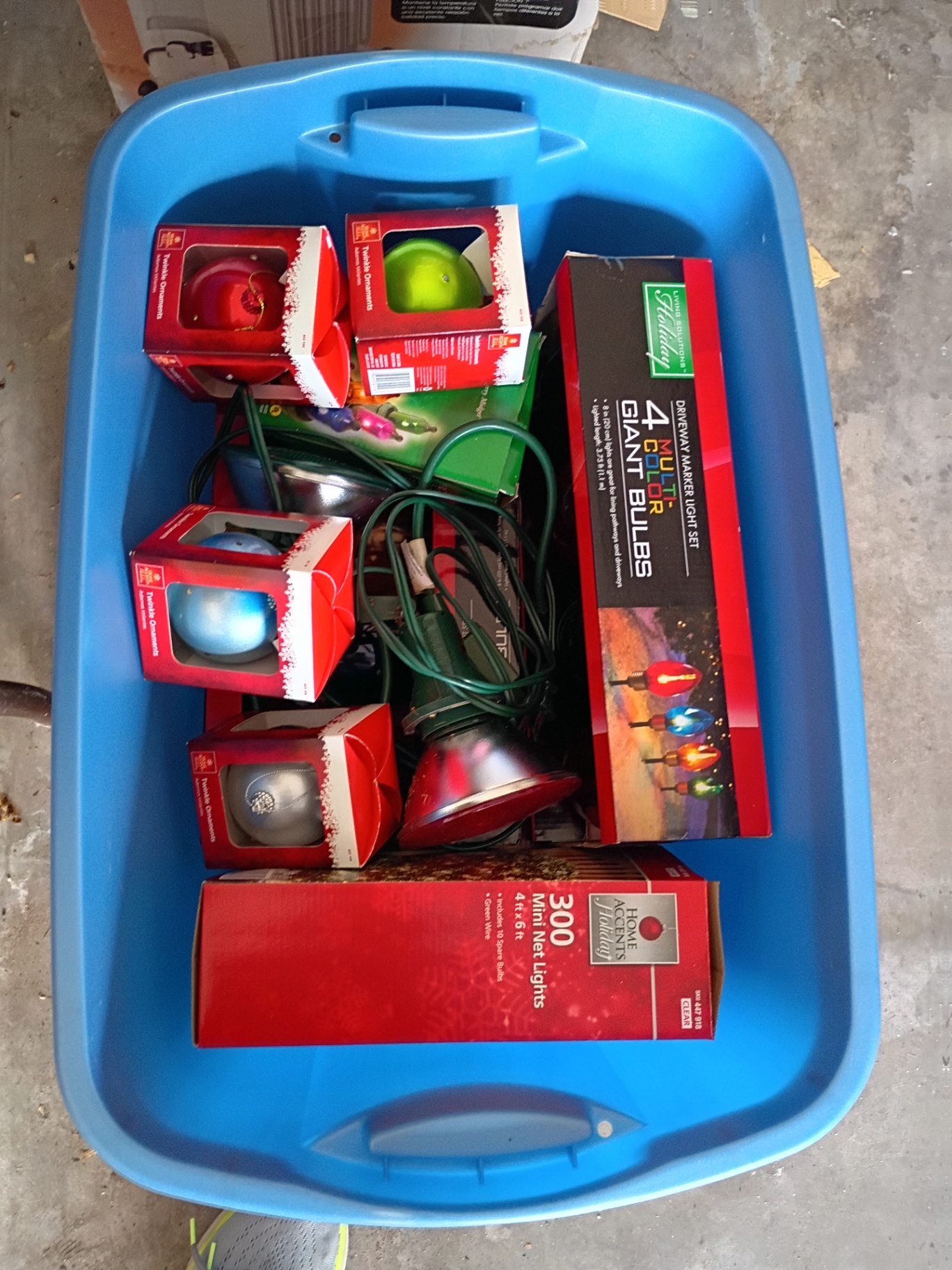 Assorted Christmas Lights and Ornaments - image 2 of 5