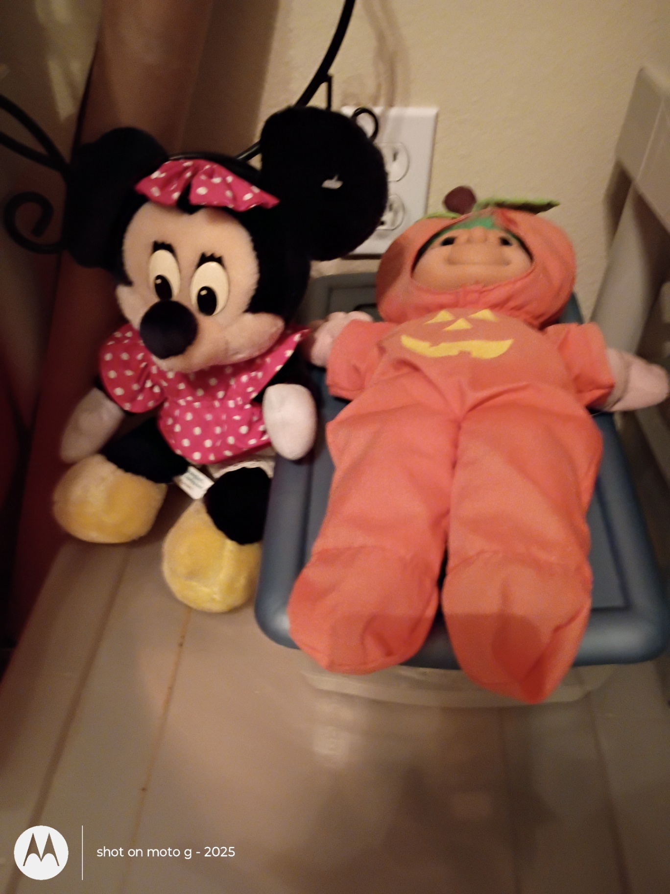 Craft Supplies, Embroidery Materials, and Plush Toys - image 4 of 12