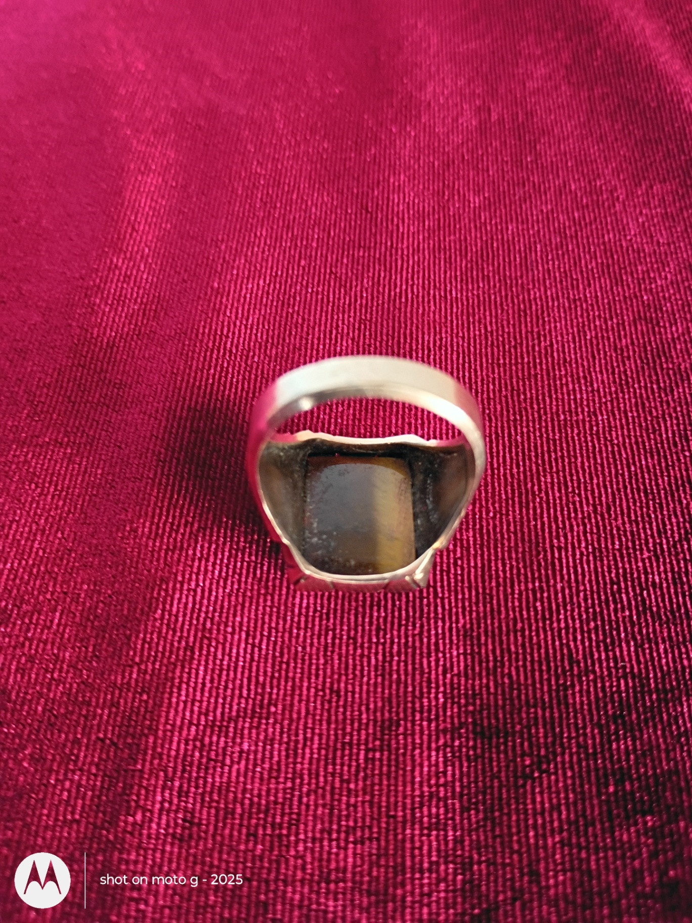 10K Gold Ring with Brown Carved Stone - image 4 of 5