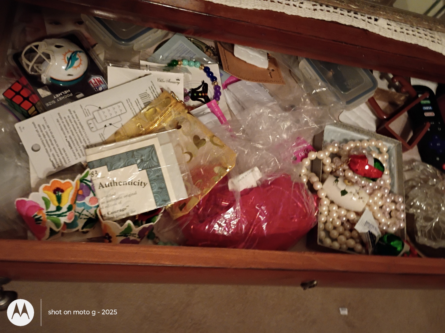Assorted Household Accessories and Small Items - image 3 of 3