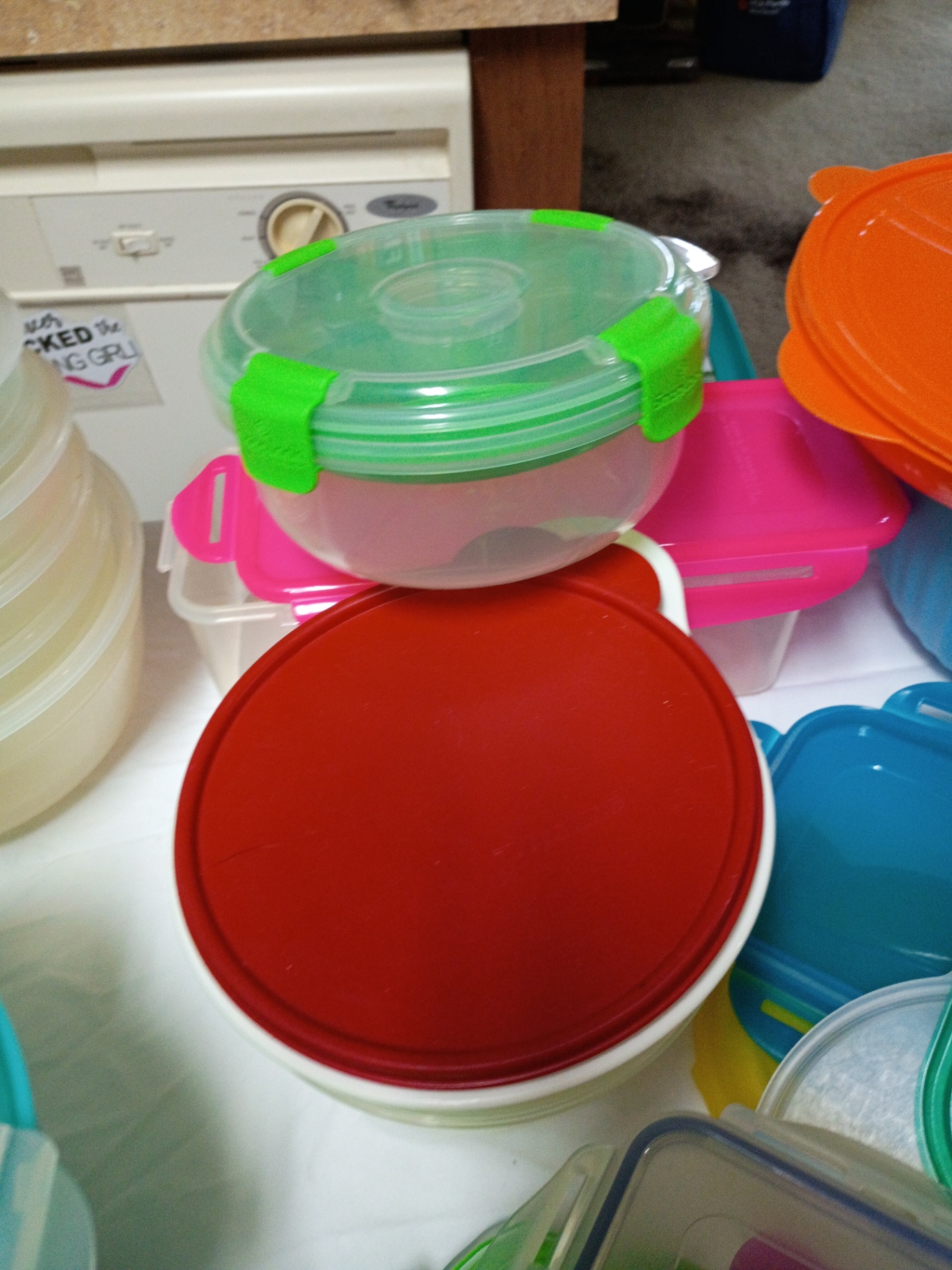 Assorted Plastic Food Storage Containers and Bowls - image 10 of 14
