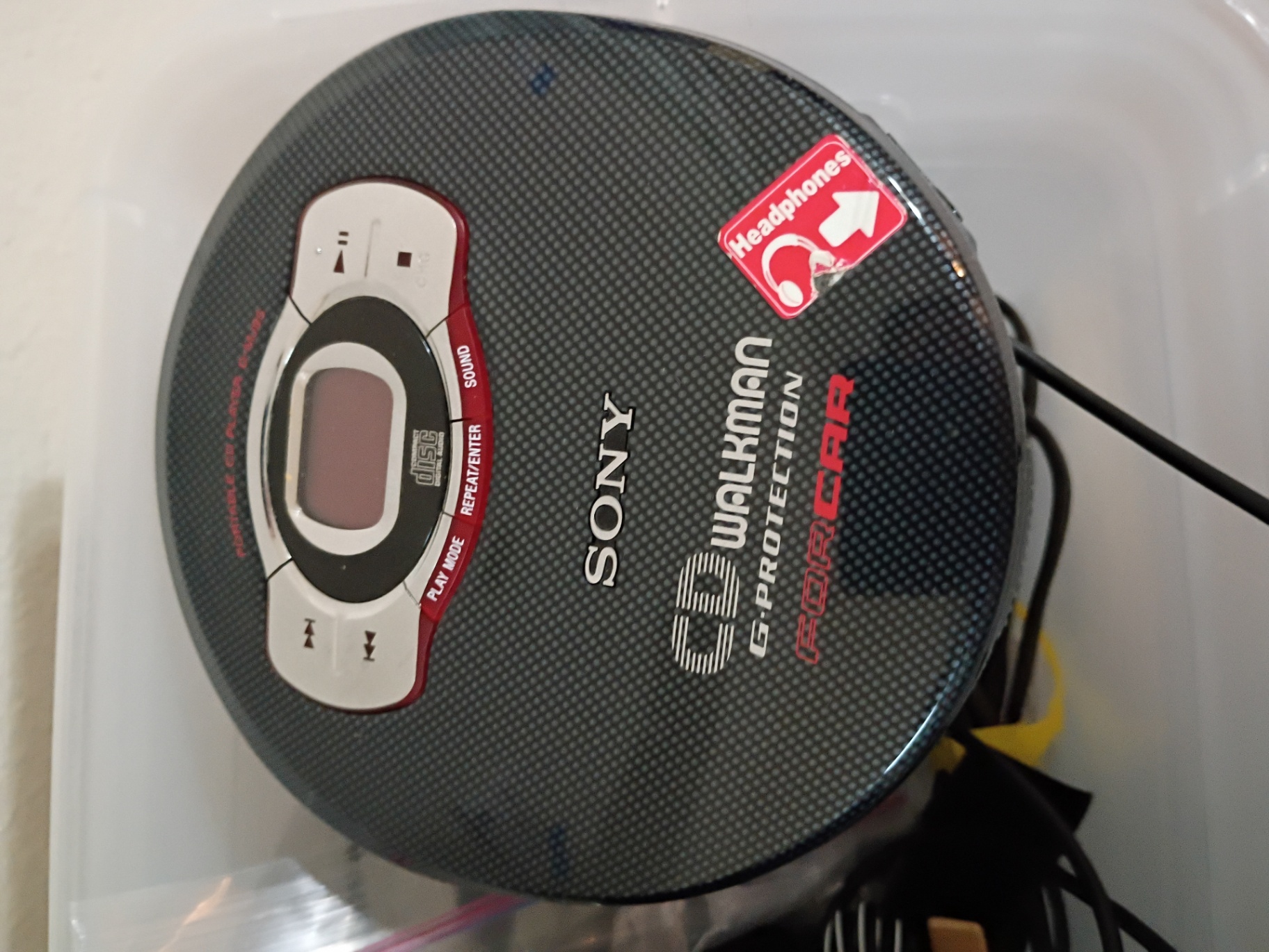 Assorted Audio Electronics and Accessories - image 4 of 12