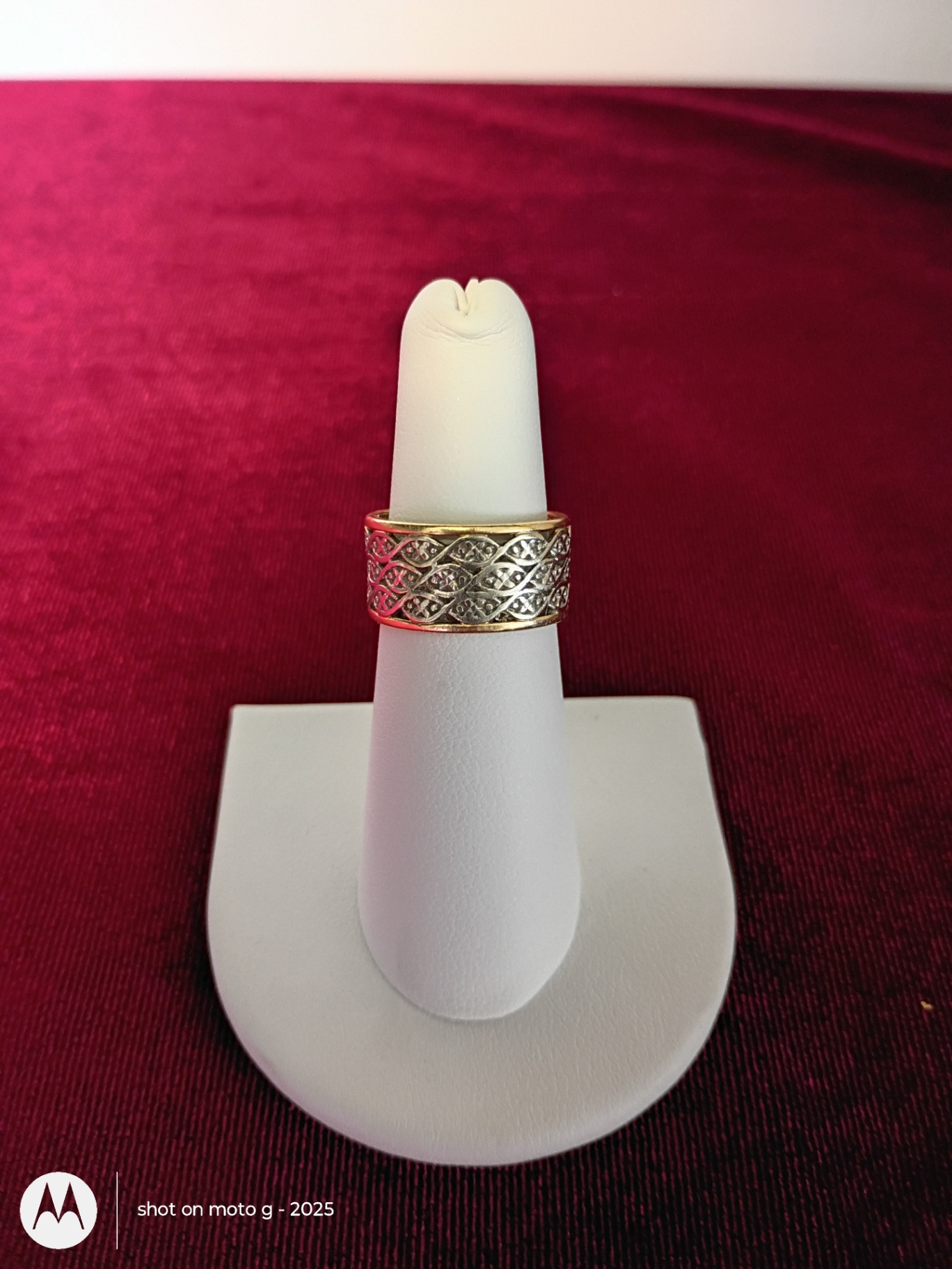14K Gold Patterned Band Ring - image 1 of 6
