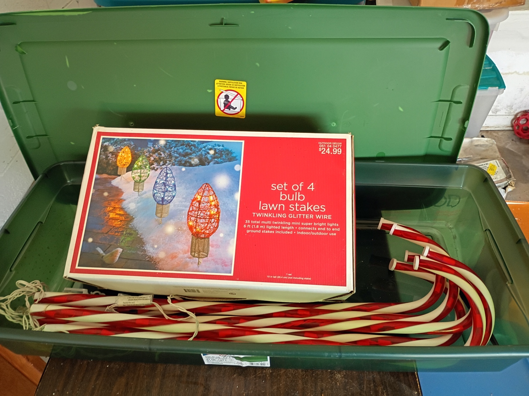 Holiday Lawn Stakes and Candy Cane Pathway Lights - image 1 of 3