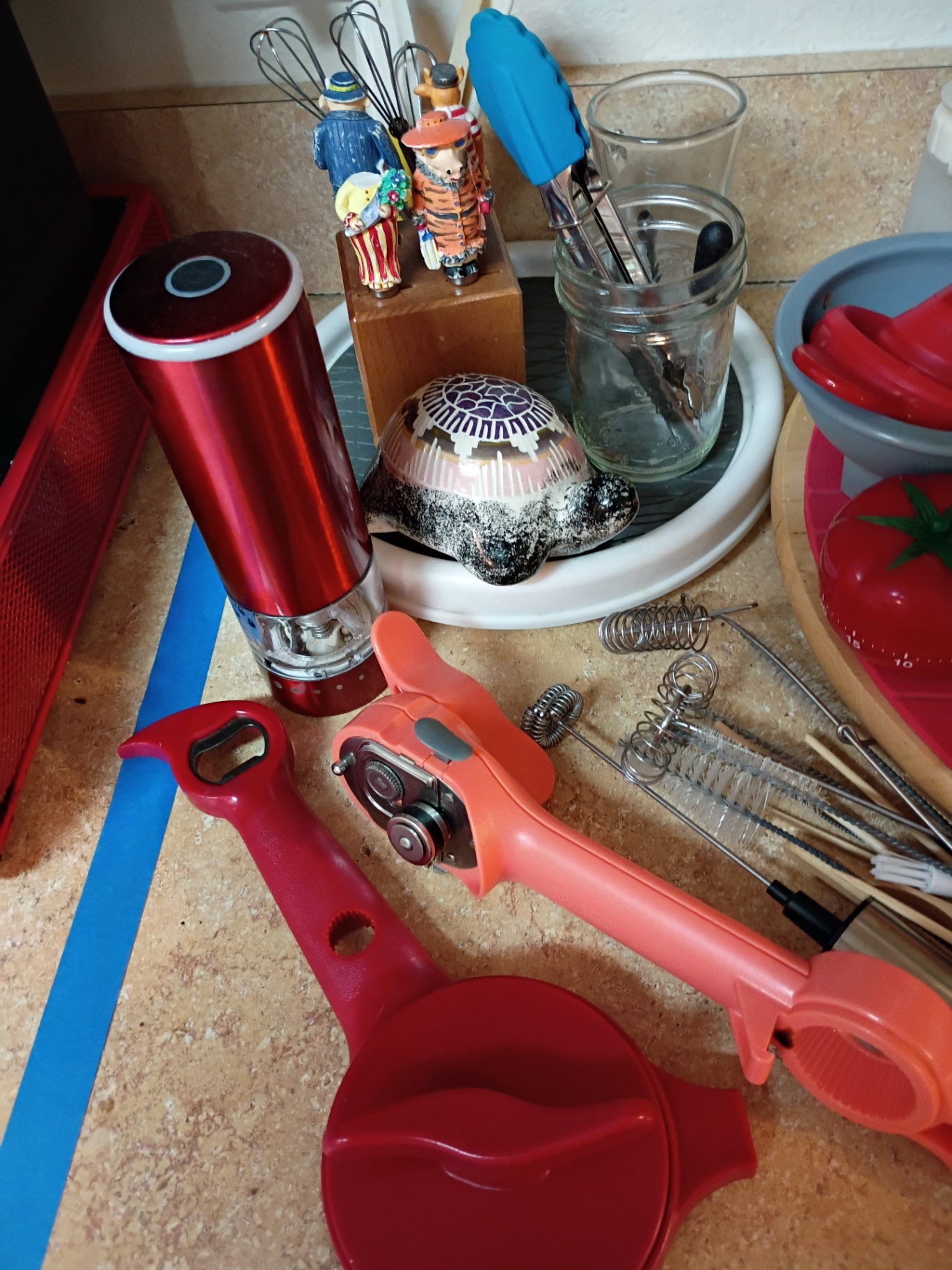 Assorted Kitchen Utensils and Gadgets - image 3 of 9