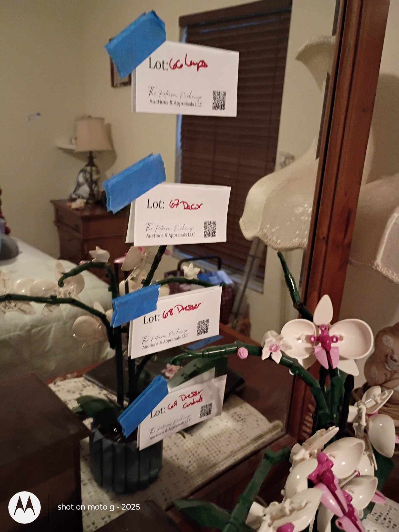 Decorative Jewelry Box and Assorted Home Decor Items - image 10 of 10