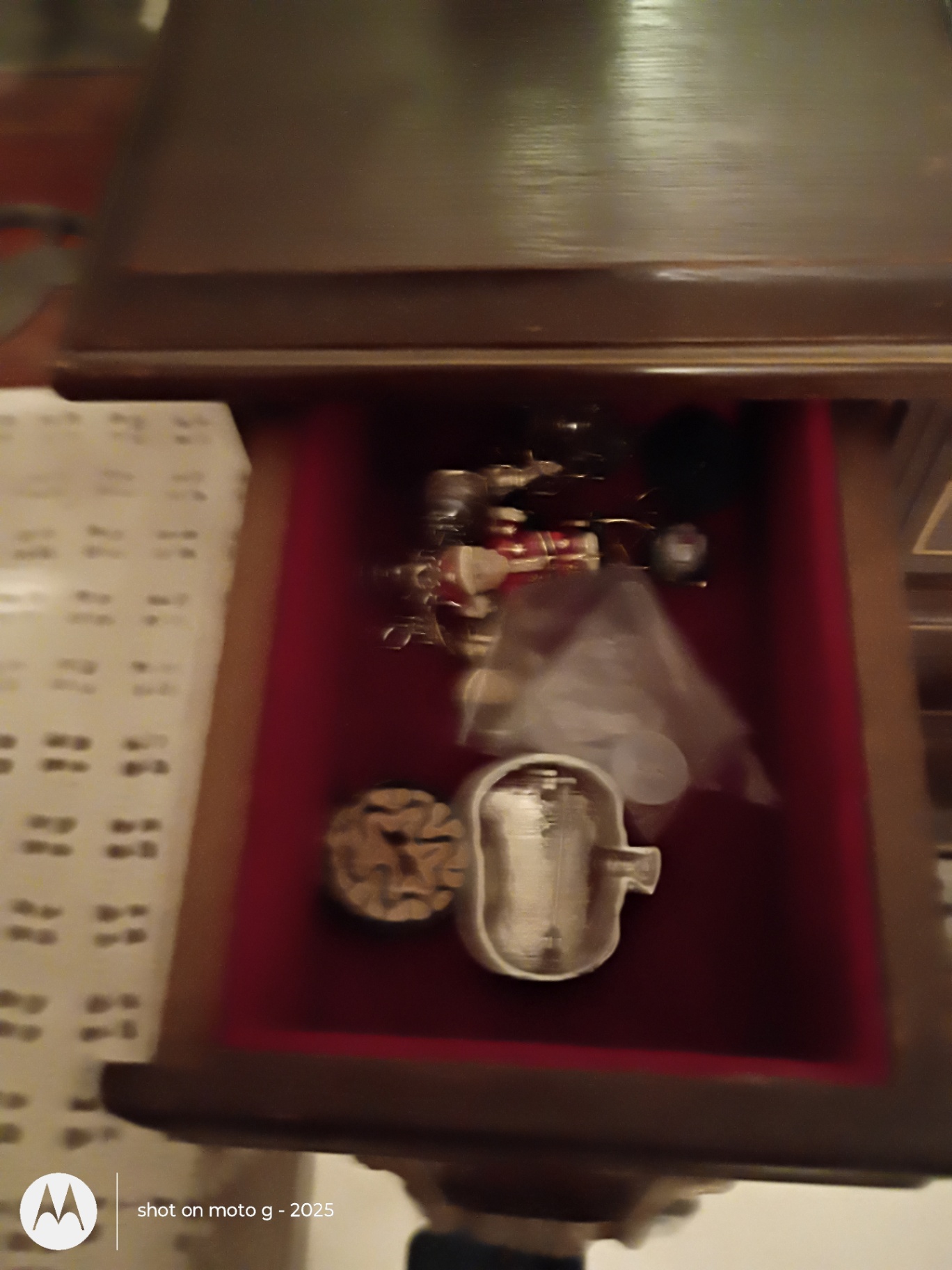 Decorative Jewelry Box and Assorted Home Decor Items - image 4 of 10