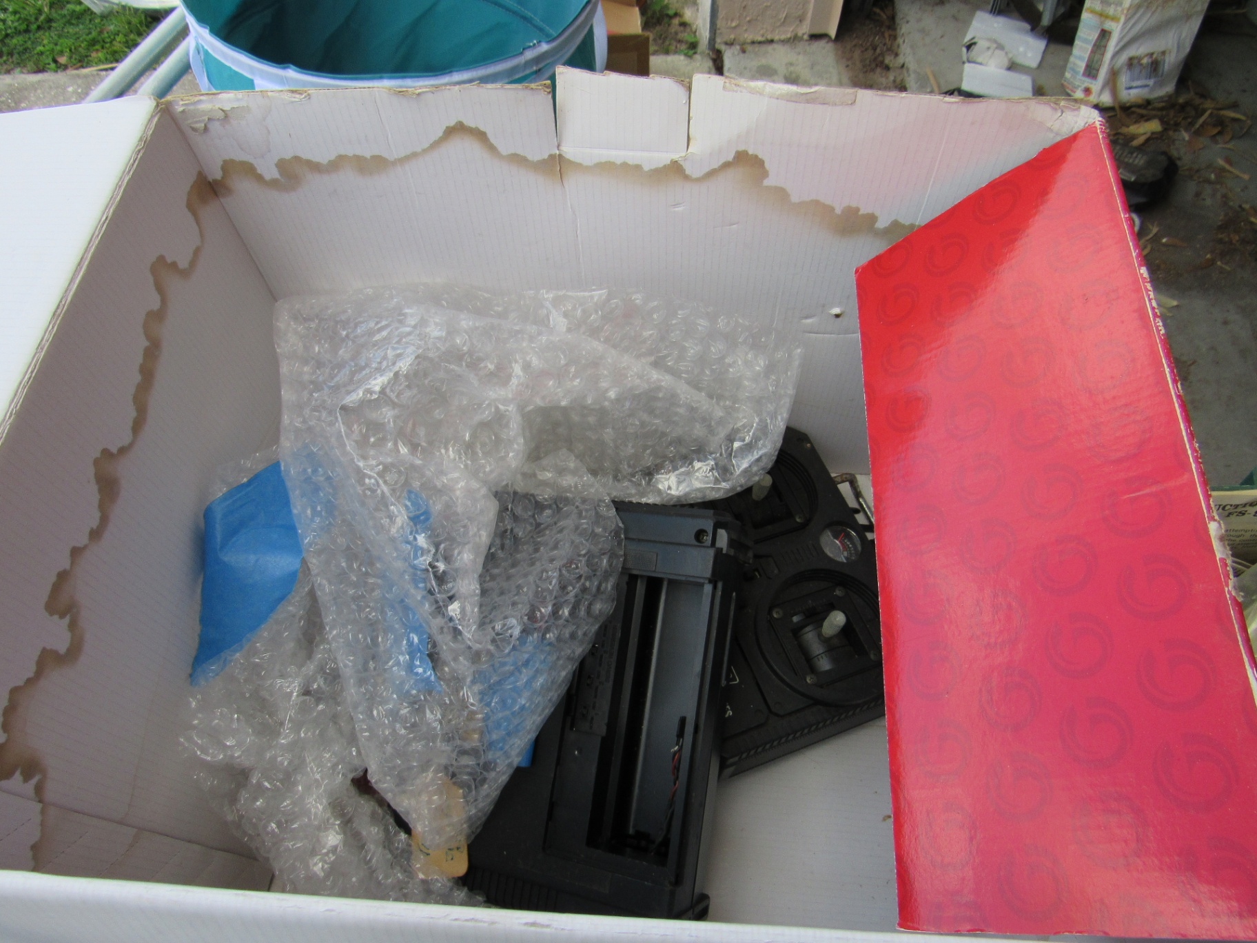 Assorted Radio Control and Communication Electronics - image 4 of 7