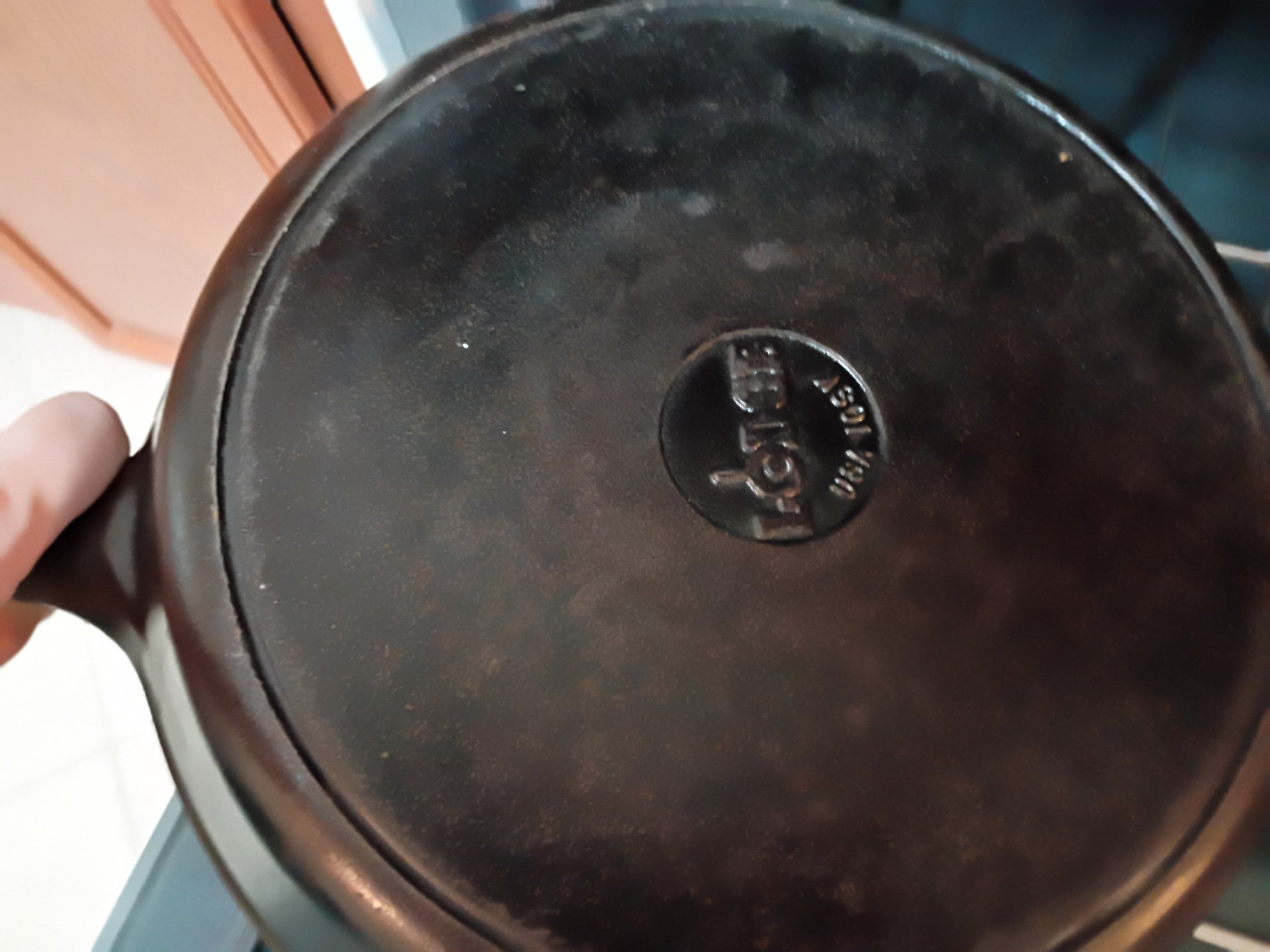 Assorted Kitchen Pans and Cooking Accessories - image 3 of 8